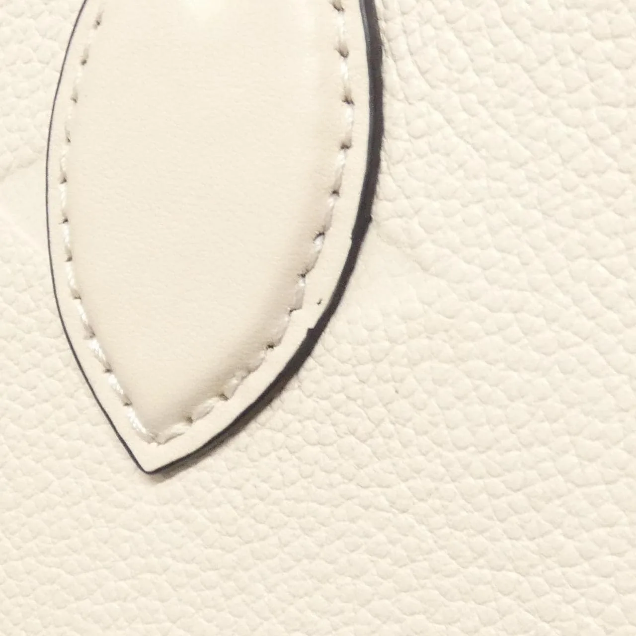 LOUIS VUITTON OnTheGo M46569 Handbag Monogram 4