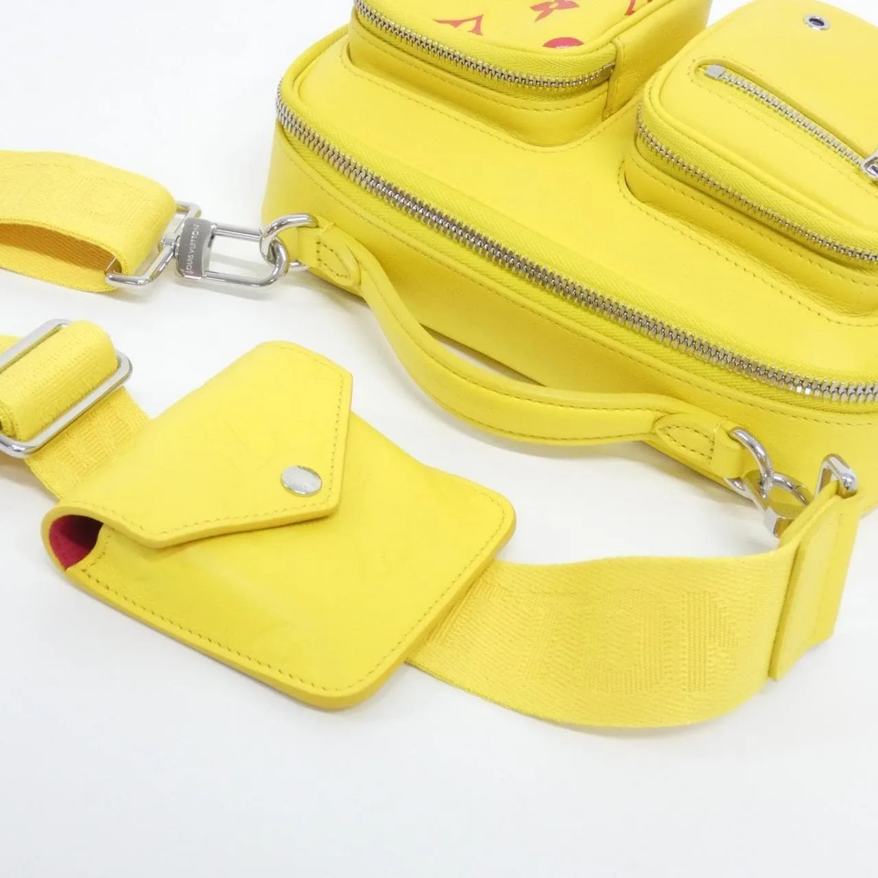 LOUIS VUITTON M58652 肩背包 4