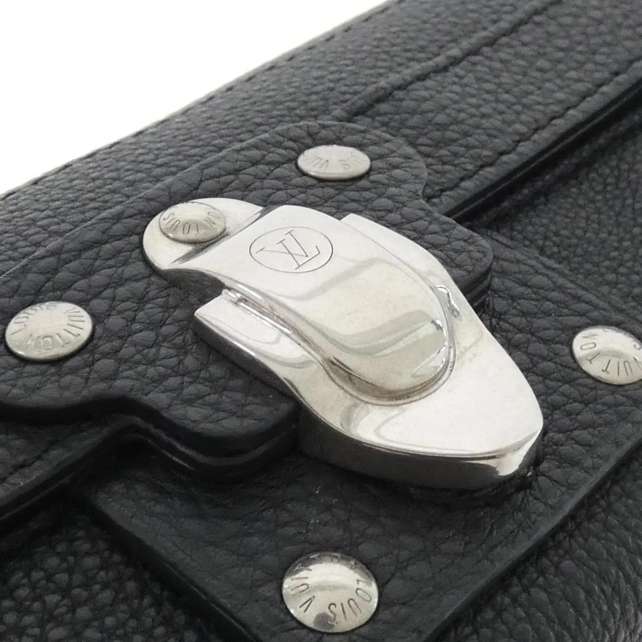LOUIS VUITTON M11615 Shoulder 5