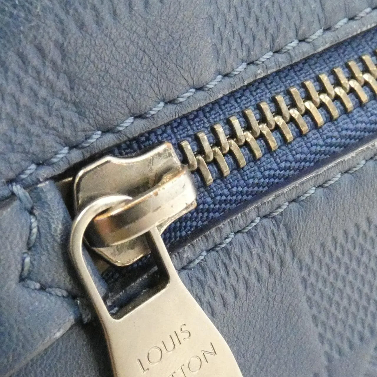 LOUIS VUITTON N41354 肩背包 Damier 4