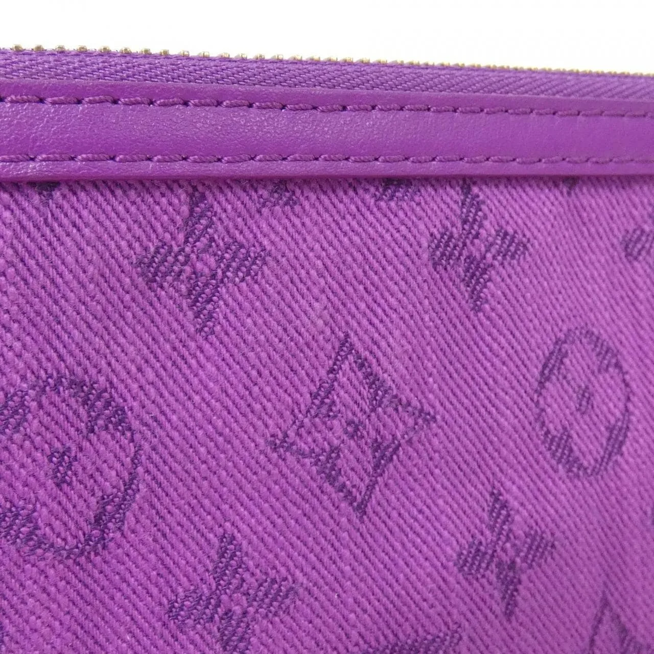 LOUIS VUITTON M44641 肩背包 Monogram 4