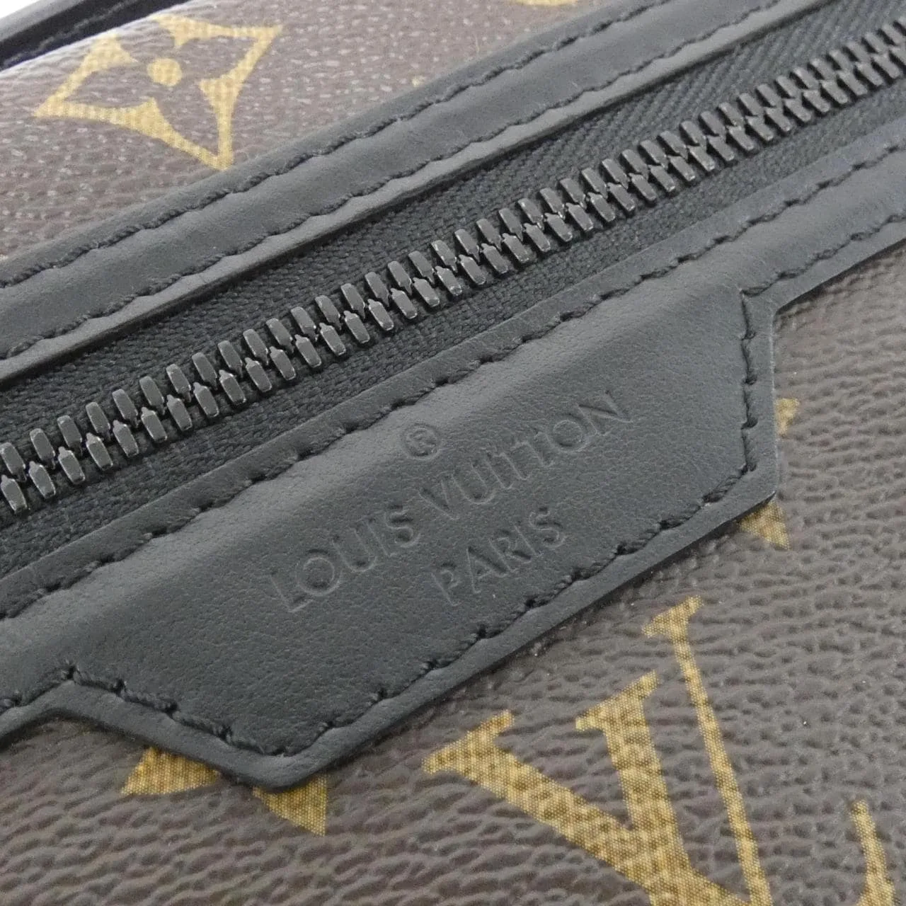 LOUIS VUITTON M44641 肩背包 Monogram 5