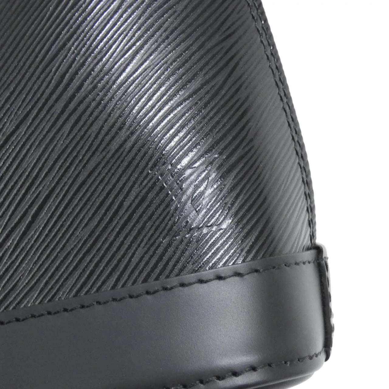 LOUIS VUITTON Alma M25103 Backpack Epi 4