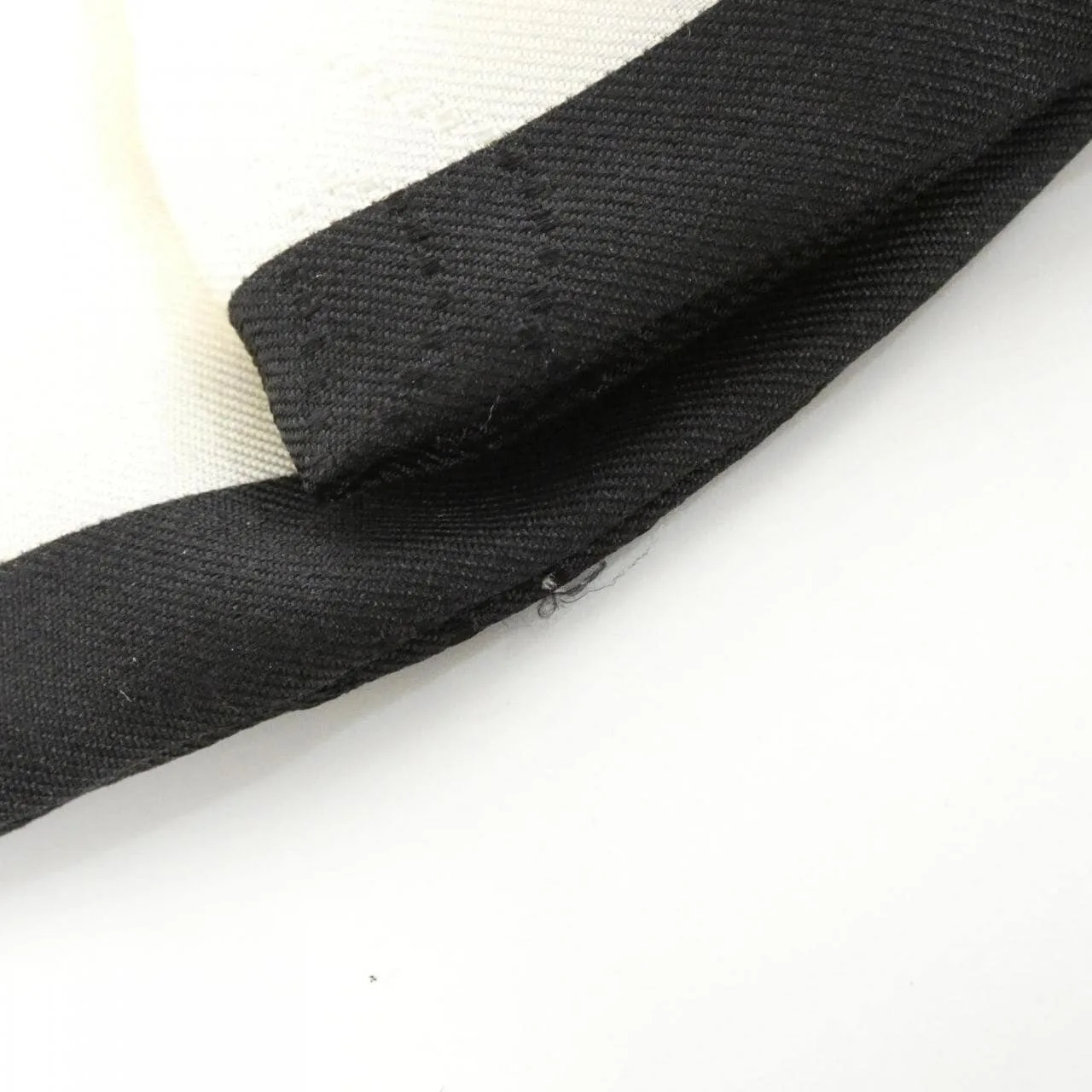 CHANEL AA7530 Accessories 3