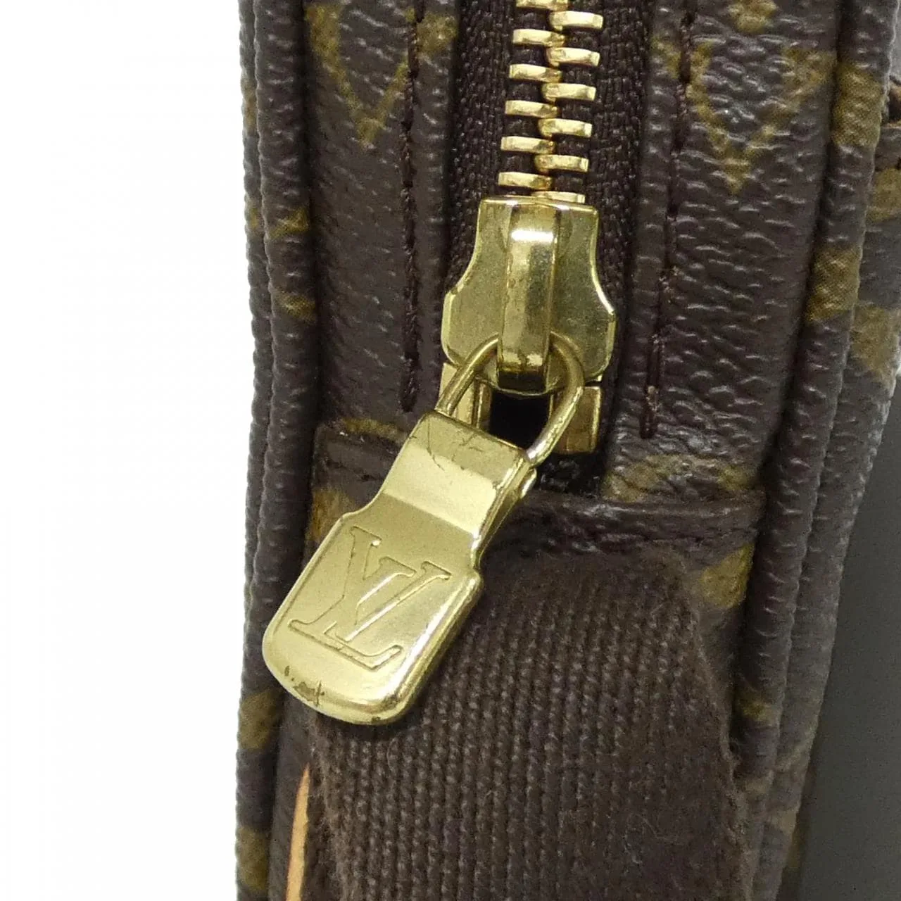 LOUIS VUITTON Trotteur M97037 Shoulder Monogram 4