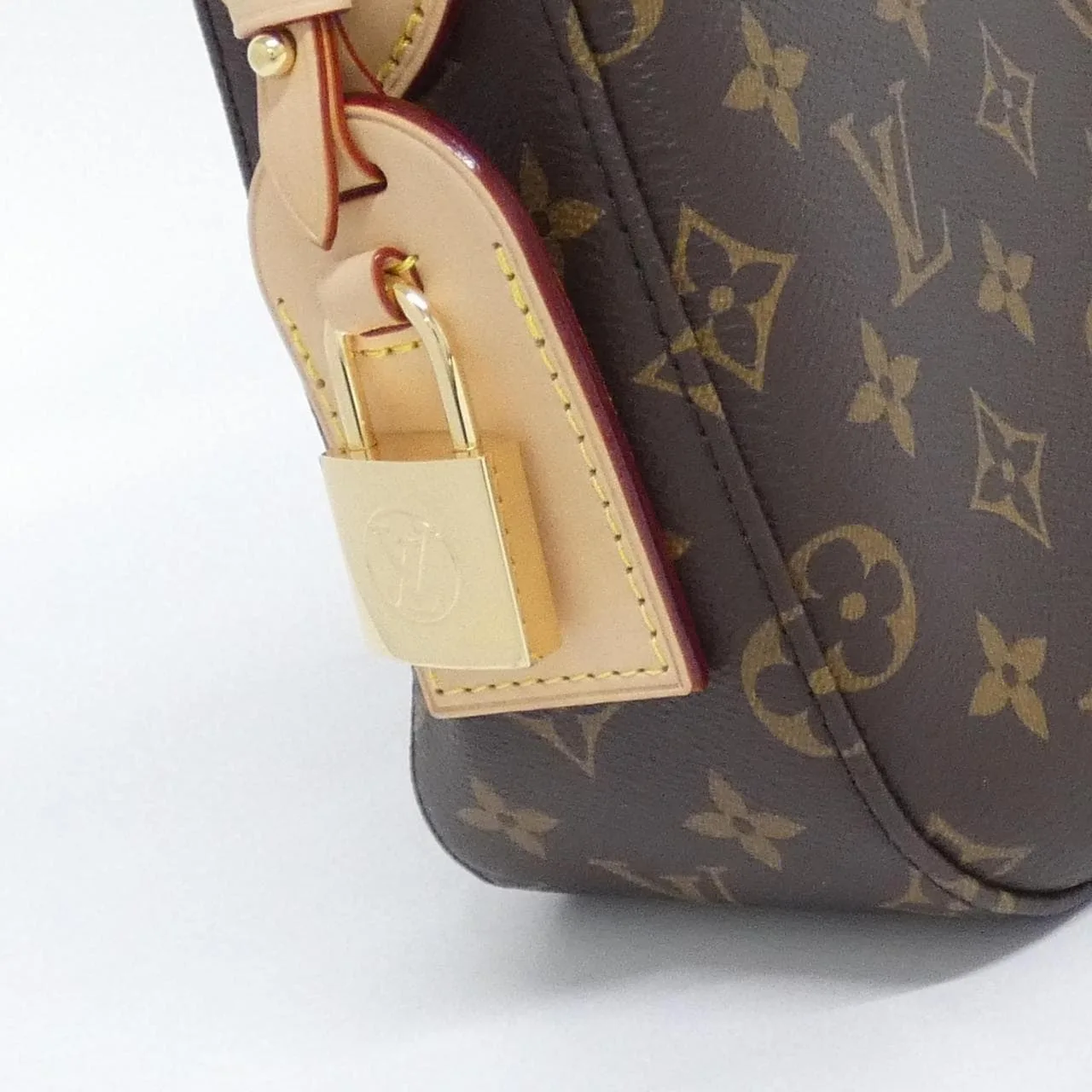 LOUIS VUITTON M11952 Shoulder Monogram 3