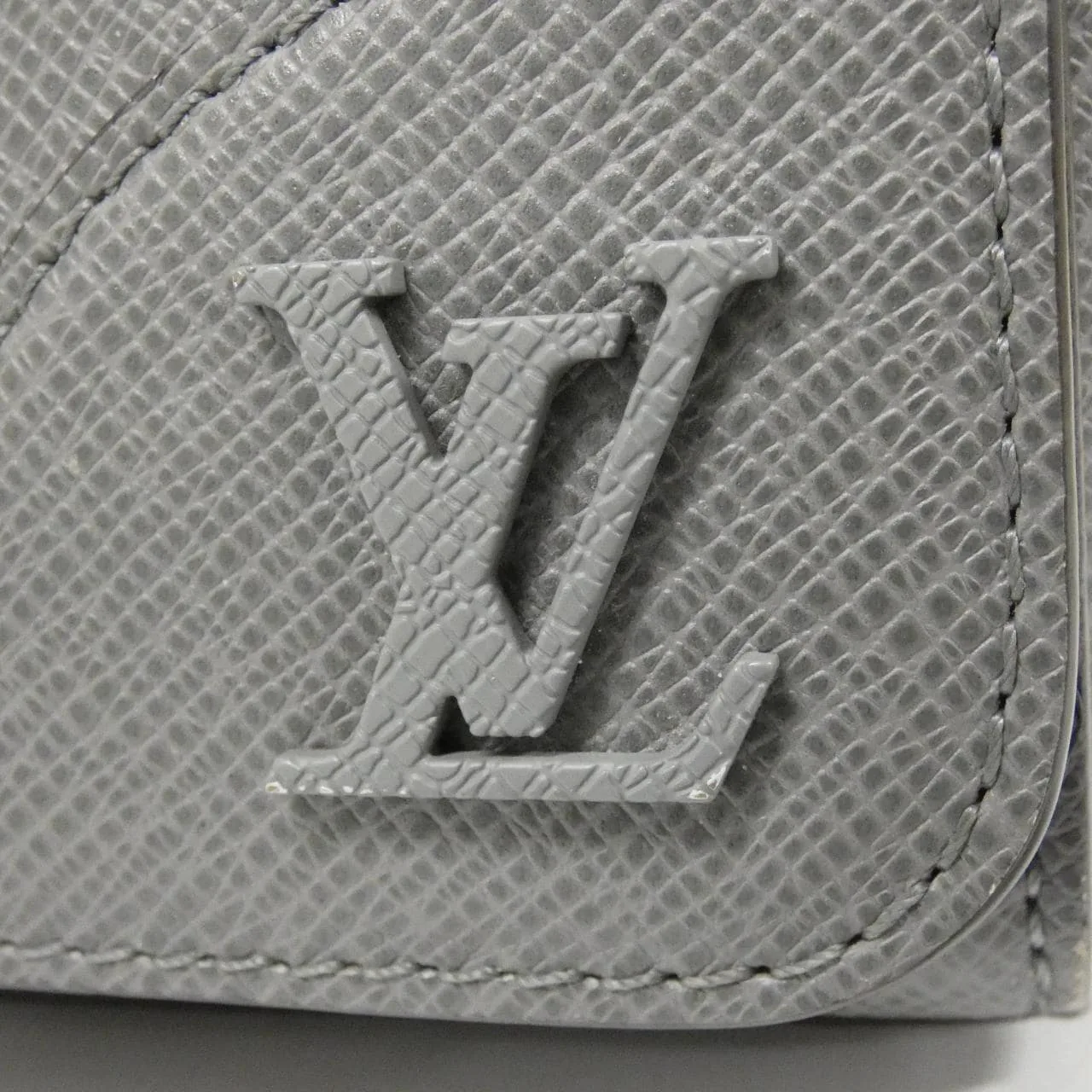 LOUIS VUITTON M30808 Shoulder 4