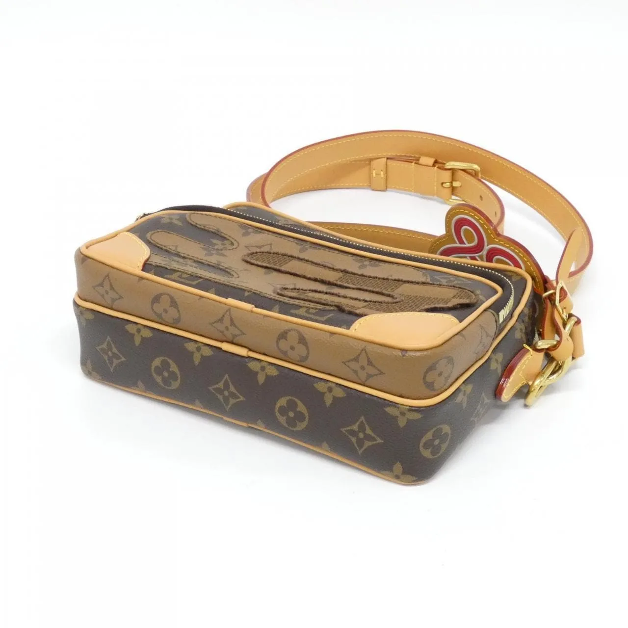 LOUIS VUITTON Nile M26068 Shoulder Monogram 3