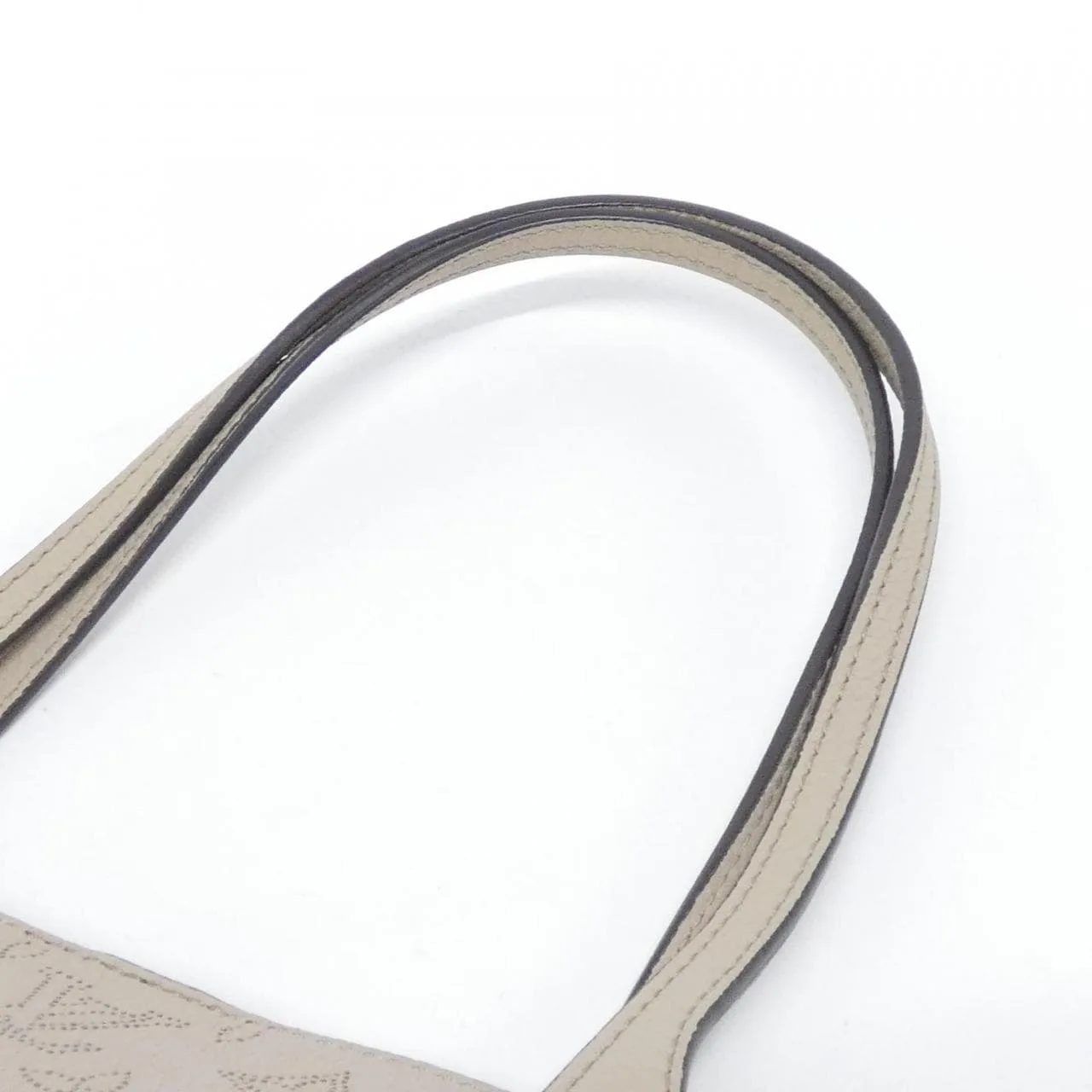 LOUIS VUITTON Mahina M21852 手提包 3