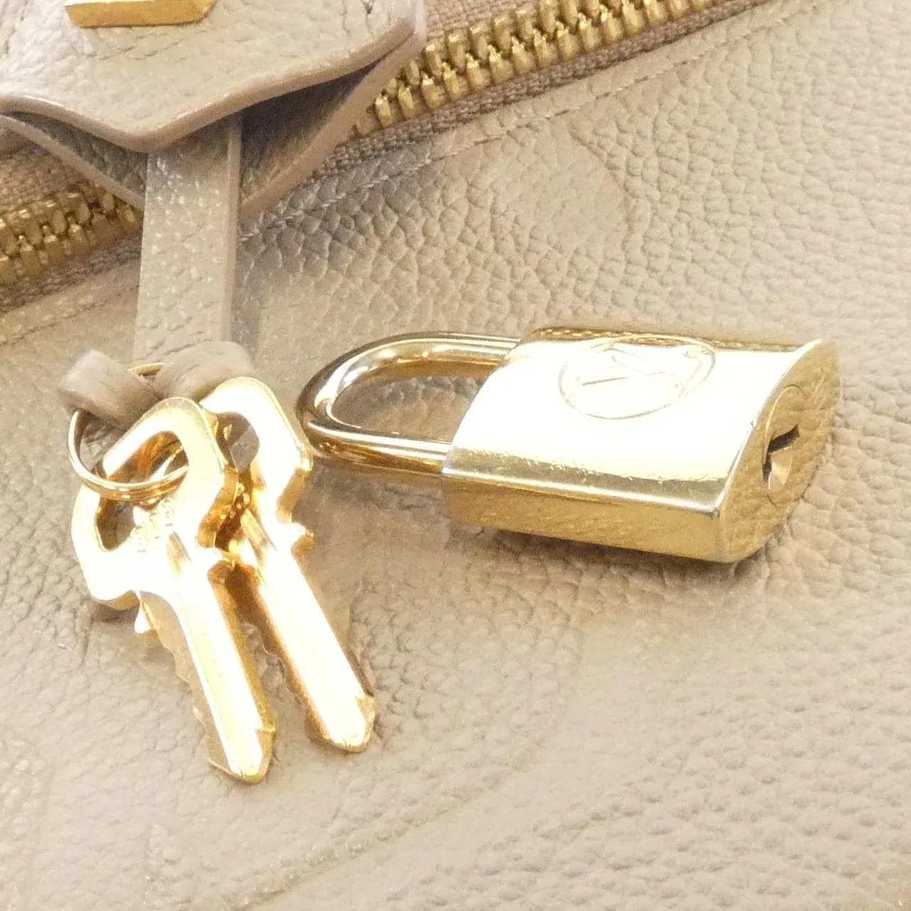 LOUIS VUITTON M45608 Handbag Monogram 4