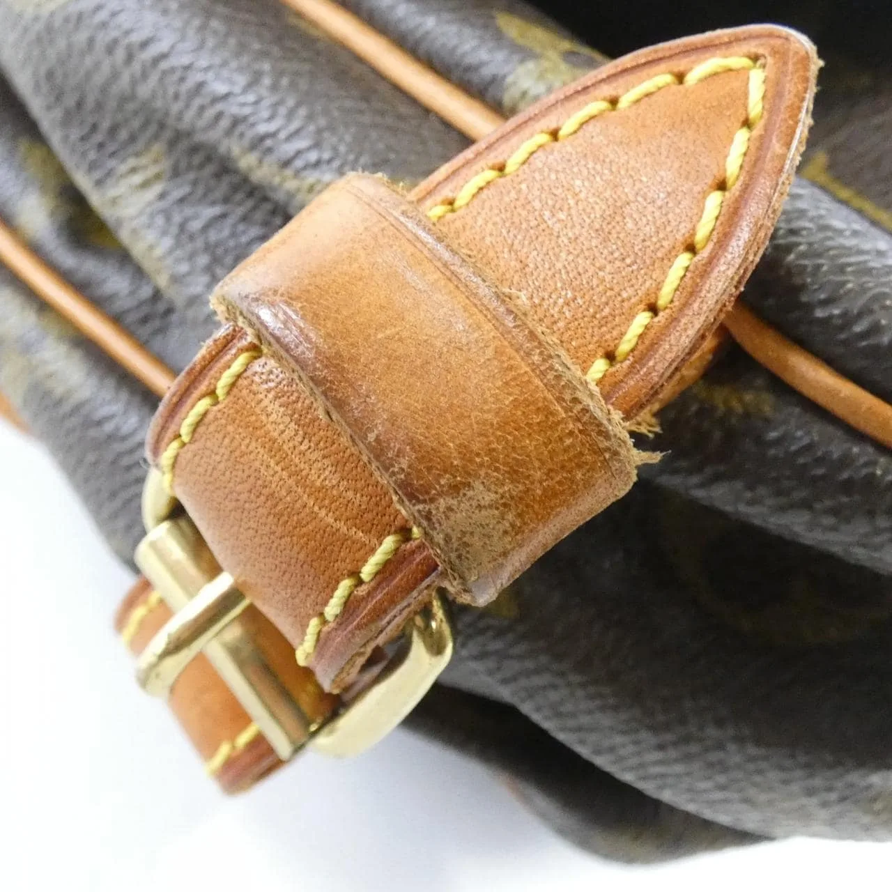 LOUIS VUITTON Saumur M42256 Shoulder Monogram 4