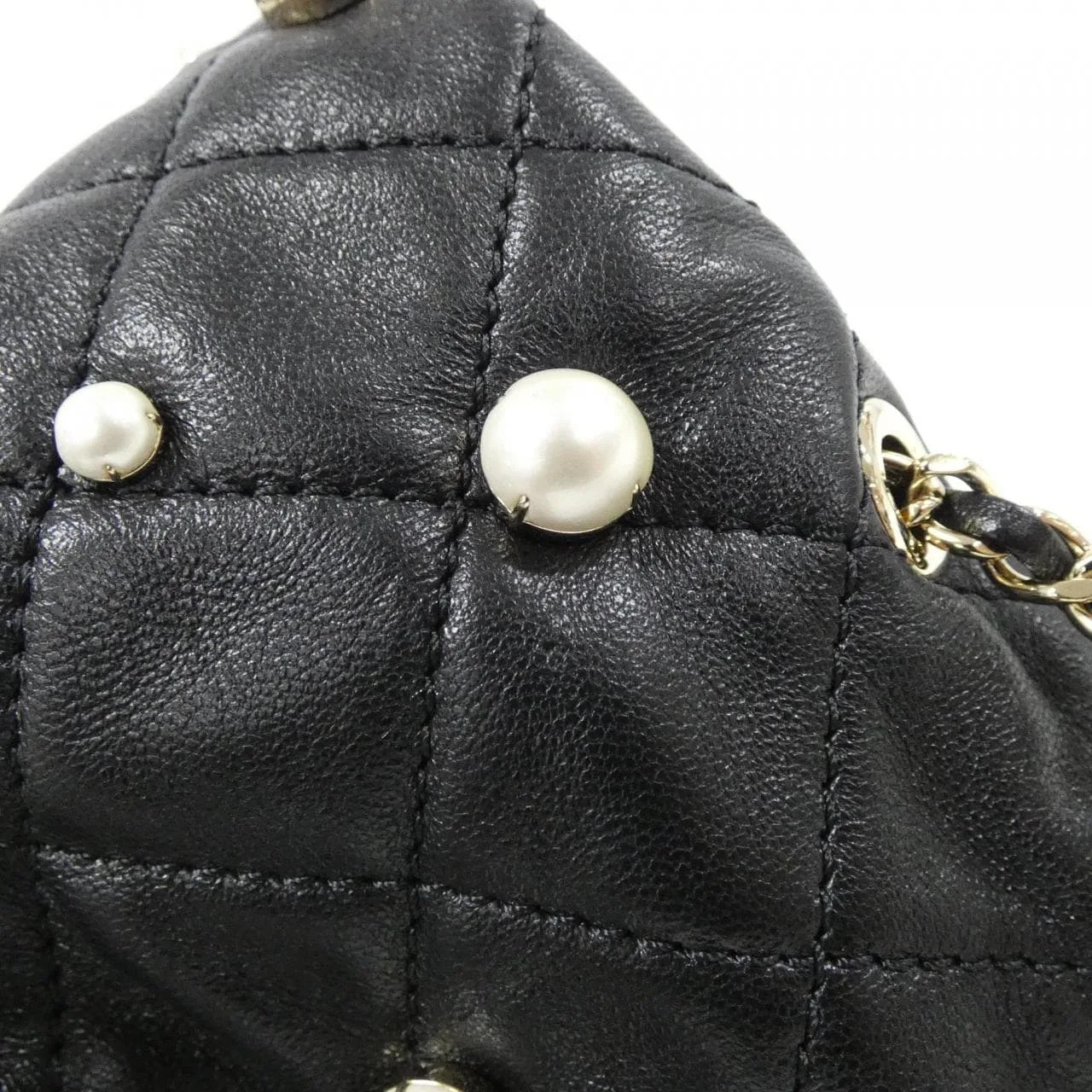 CHANEL AS2518 Shoulder Lambskin 4