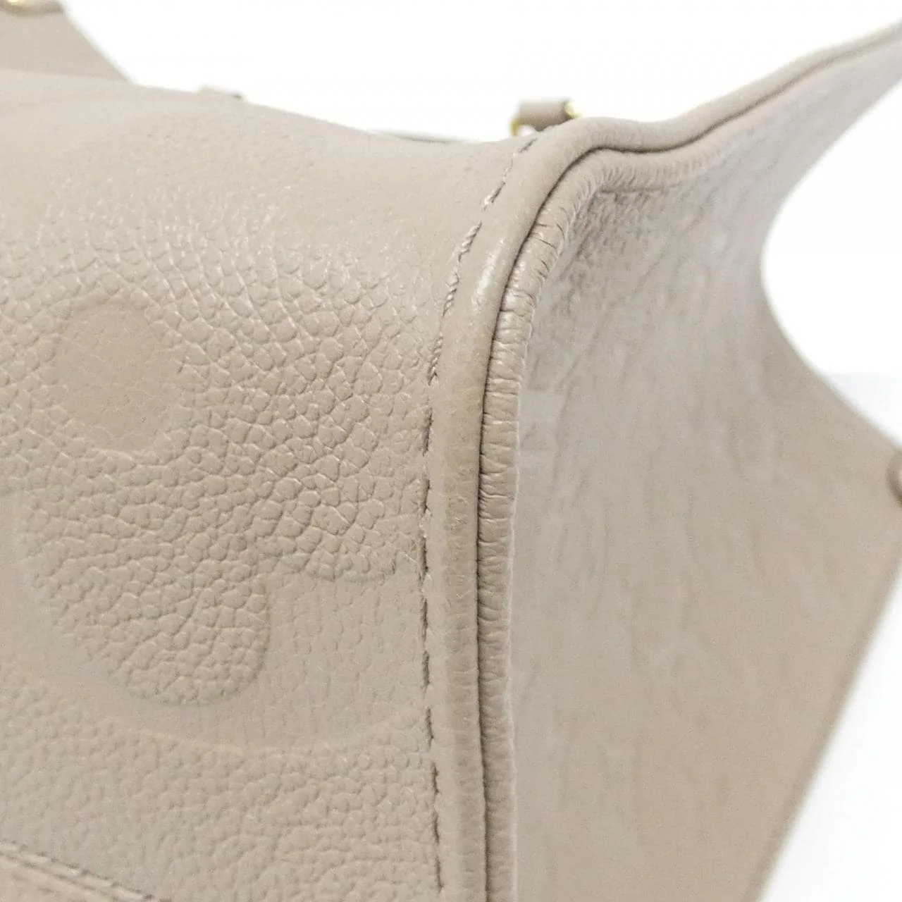 LOUIS VUITTON OnTheGo M45607 Handbag Monogram 2
