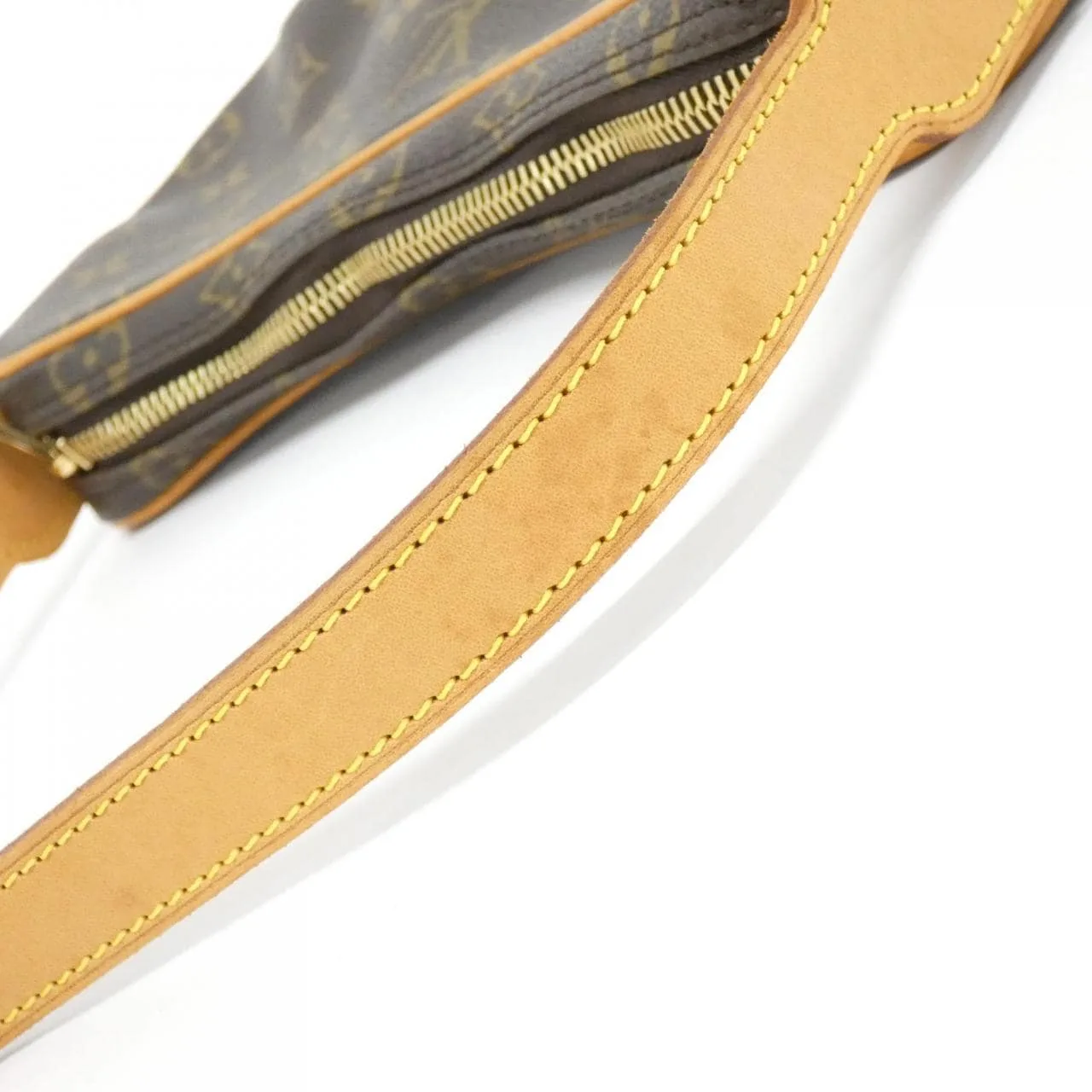 LOUIS VUITTON Pochette M51510 Shoulder Monogram 5