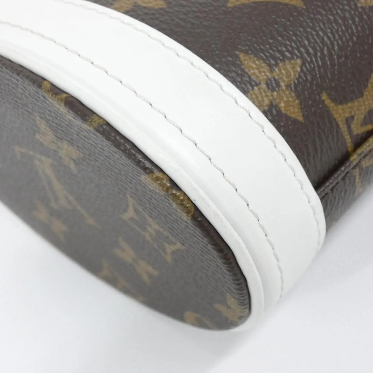 LOUIS VUITTON M81489 Handbag Monogram 3