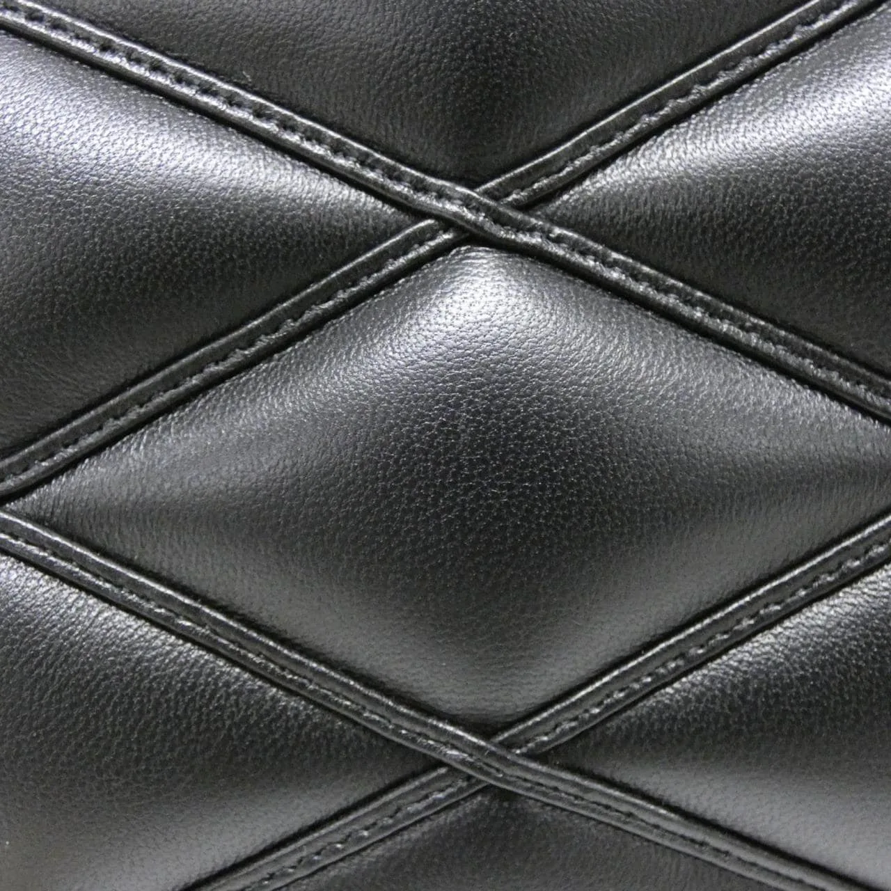 LOUIS VUITTON GO-14 M22891 Shoulder Lambskin 5