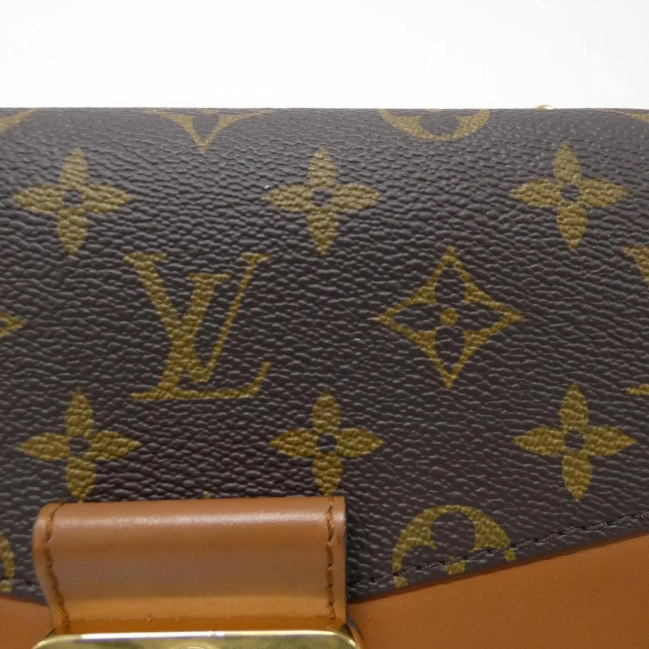 LOUIS VUITTON M46127 肩背包 Monogram 4