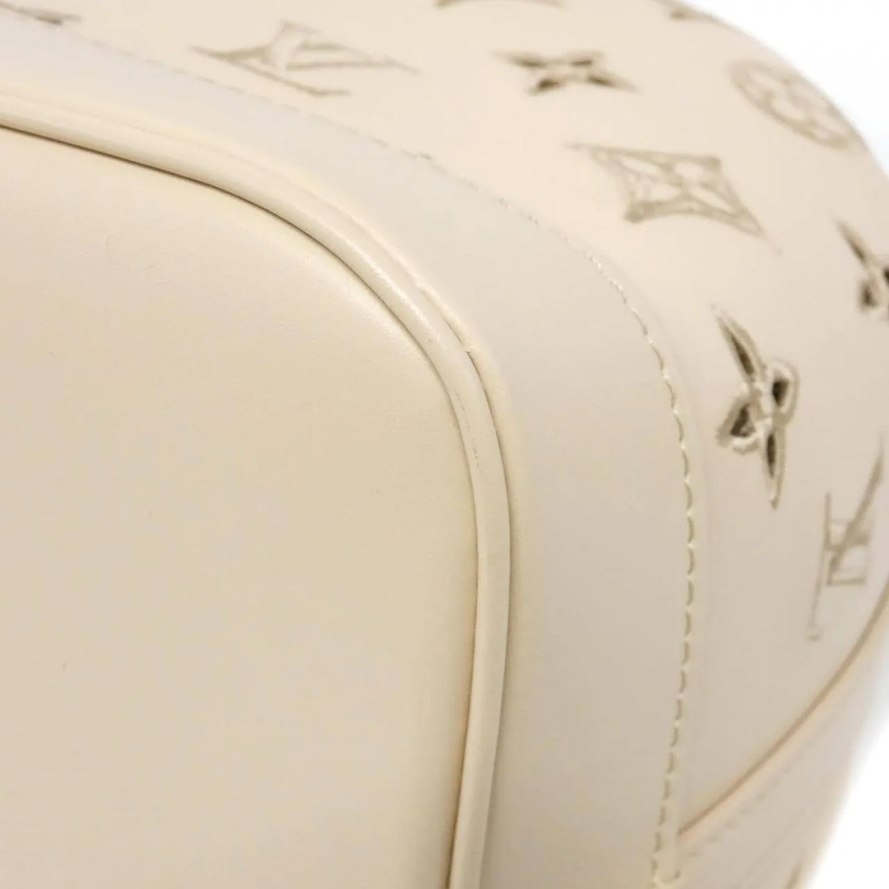 LOUIS VUITTON M22861 肩背包 Monogram 3