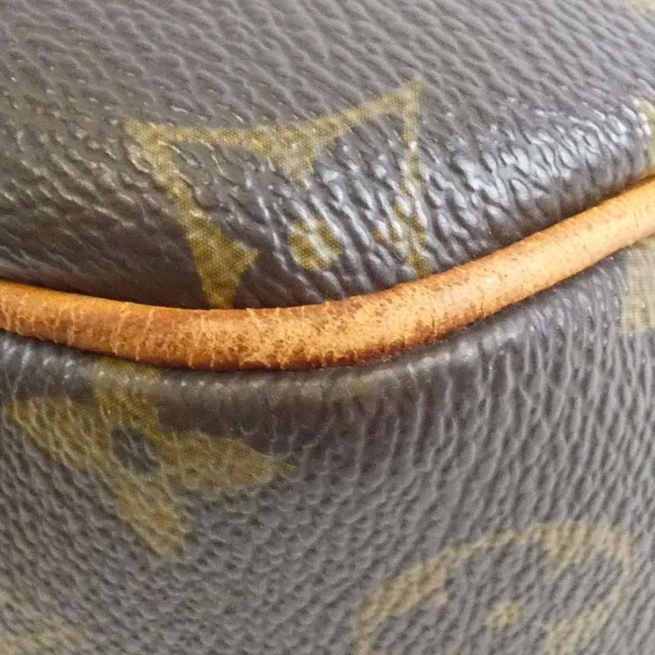 LOUIS VUITTON M40352 Shoulder Monogram 4