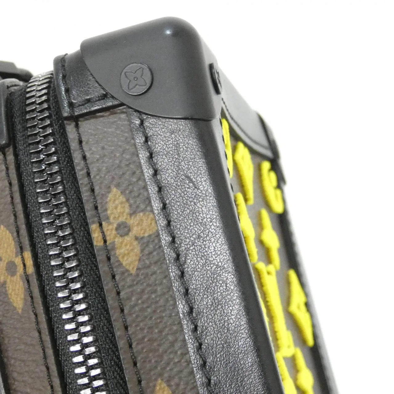 LOUIS VUITTON Soft Trunk M45079 肩背包 Monogram 4