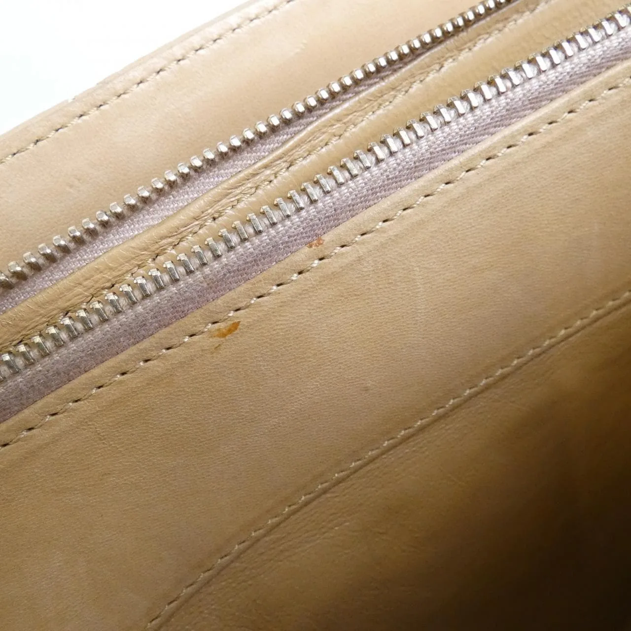 CHANEL 18194 Handbag Lambskin 米色 羊皮 中古品B - 縮圖 10