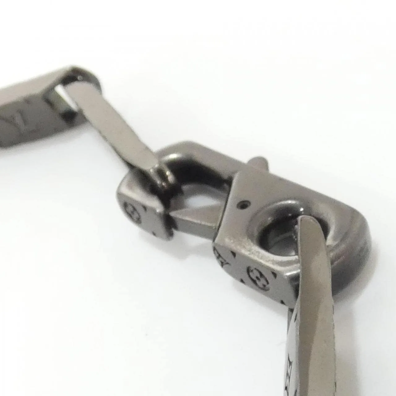 LOUIS VUITTON M1557L Accessories Monogram 4