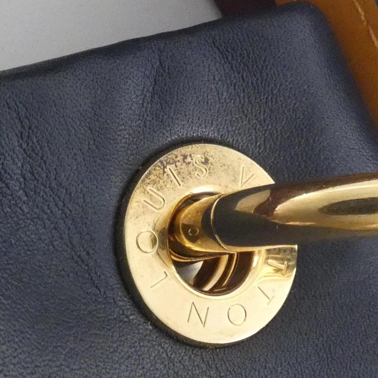 LOUIS VUITTON M43441 Shoulder Monogram 5