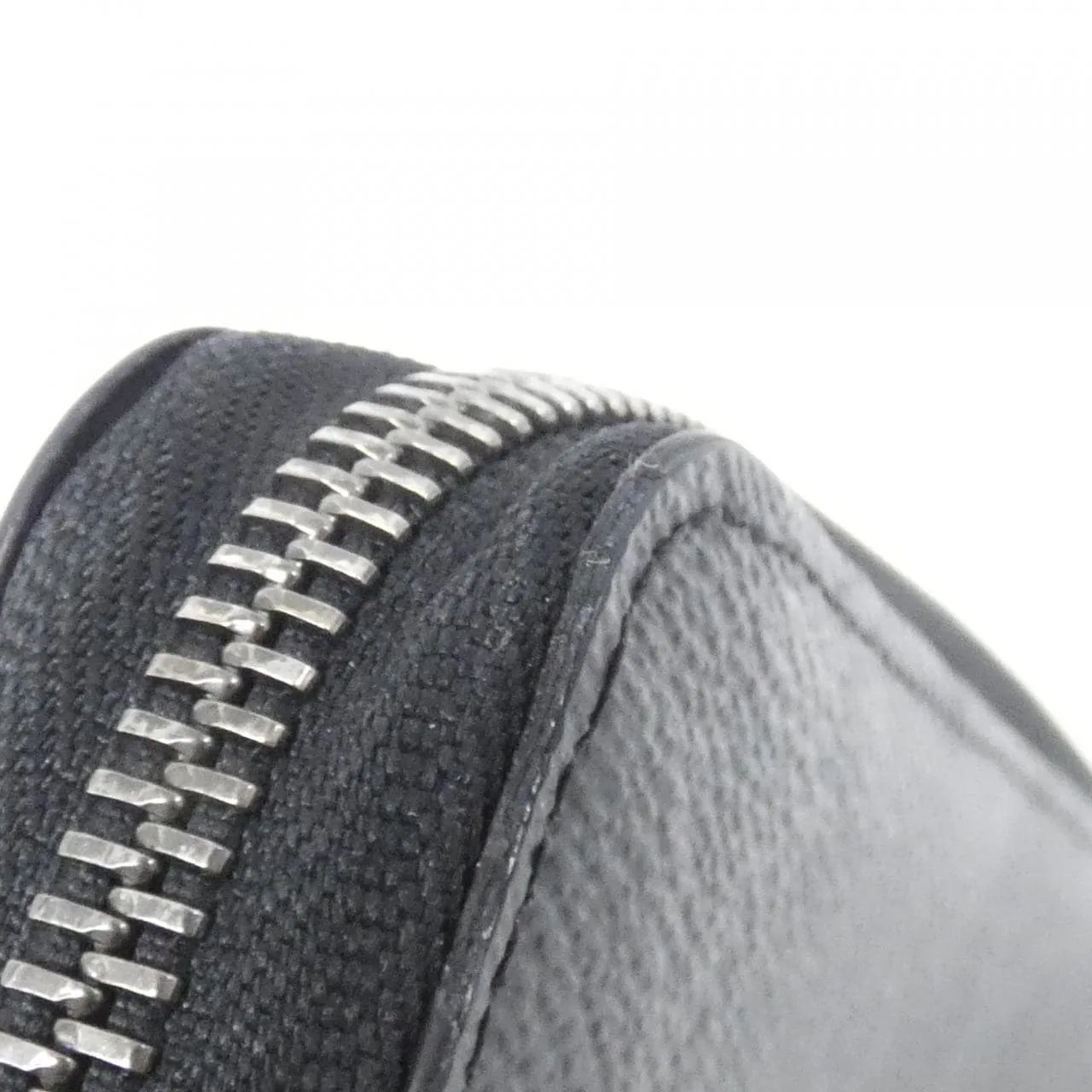 LOUIS VUITTON Eclipse M11611 銀包 Monogram 4