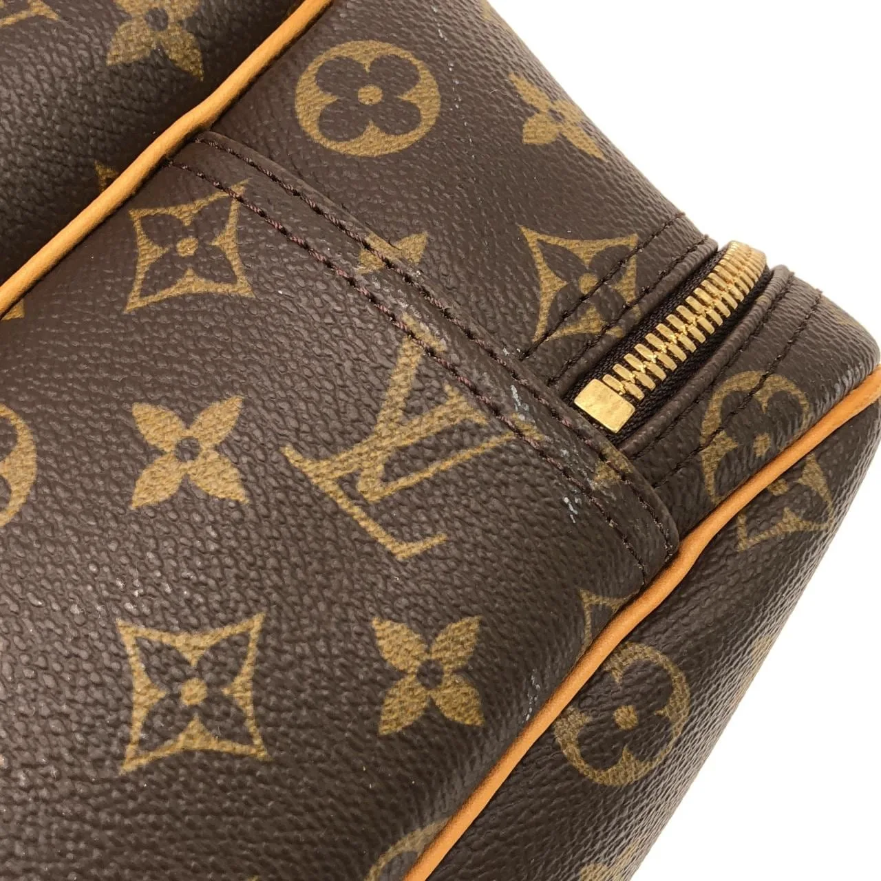 LOUIS VUITTON M41399 Boston Monogram 5