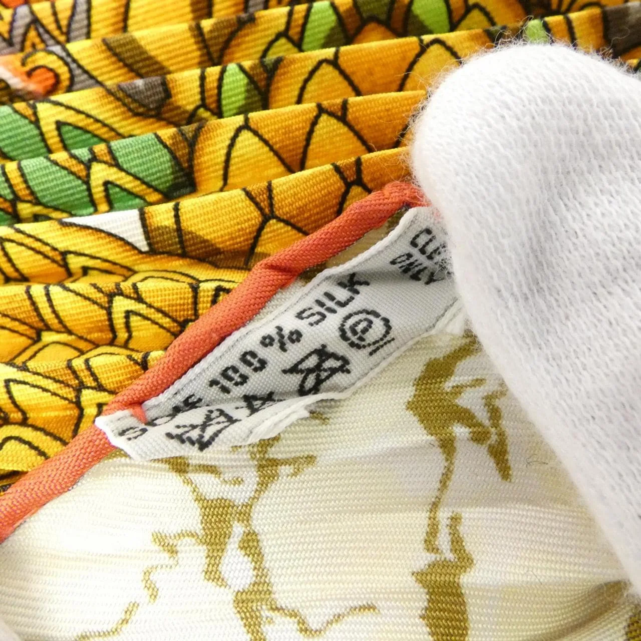 HERMES Scarf 白色 中古品A - 縮圖 5