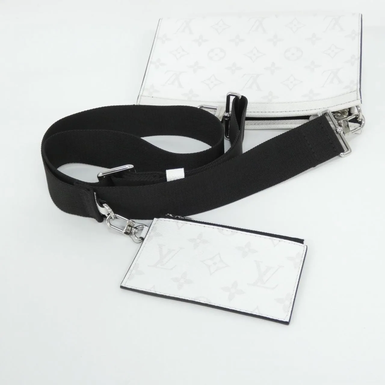 LOUIS VUITTON M30935 Shoulder Canvas 5