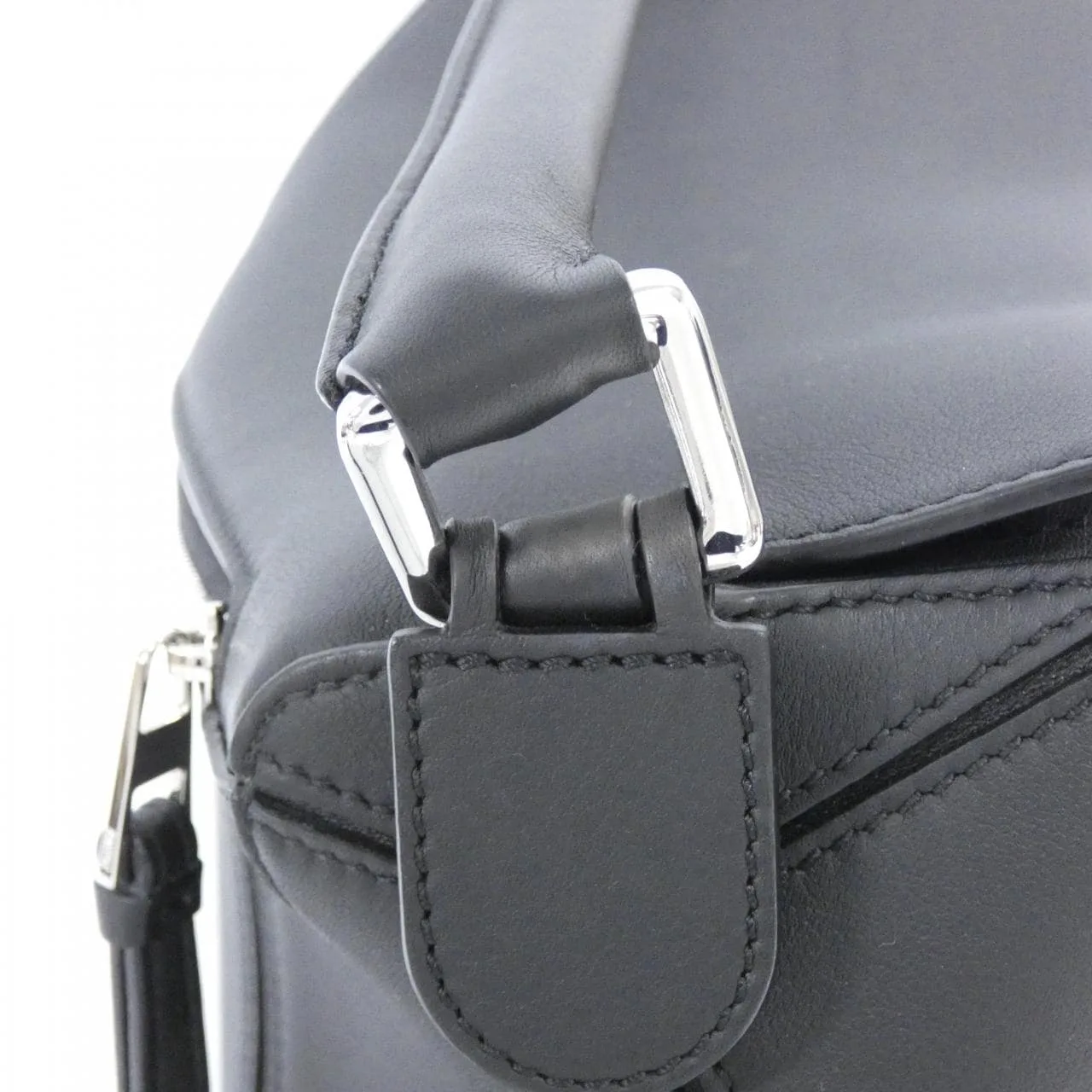 LOEWE Puzzle 322 30 S20 Handbag Black Rank A - Thumbnail 6