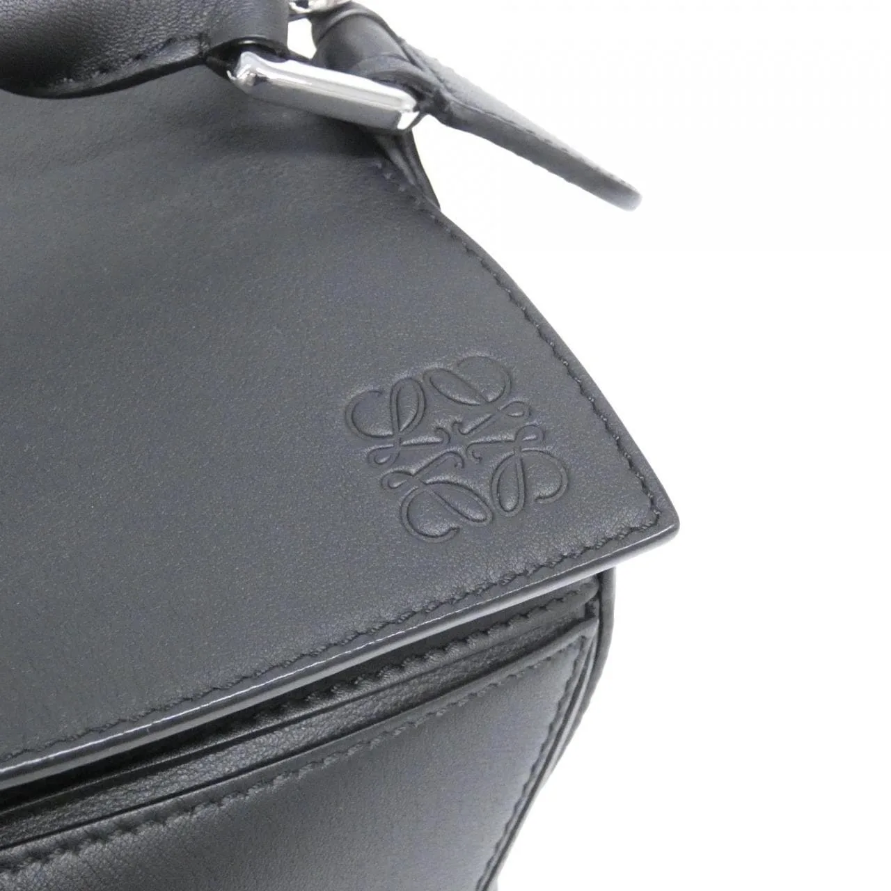 LOEWE Puzzle 322 30 S20 Handbag Black Rank A - Thumbnail 7