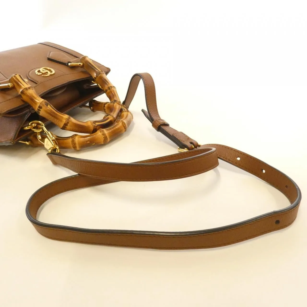 GUCCI Diana 655661 17QDT Handbag Leather 黑色 皮革 中古品B - 縮圖 6