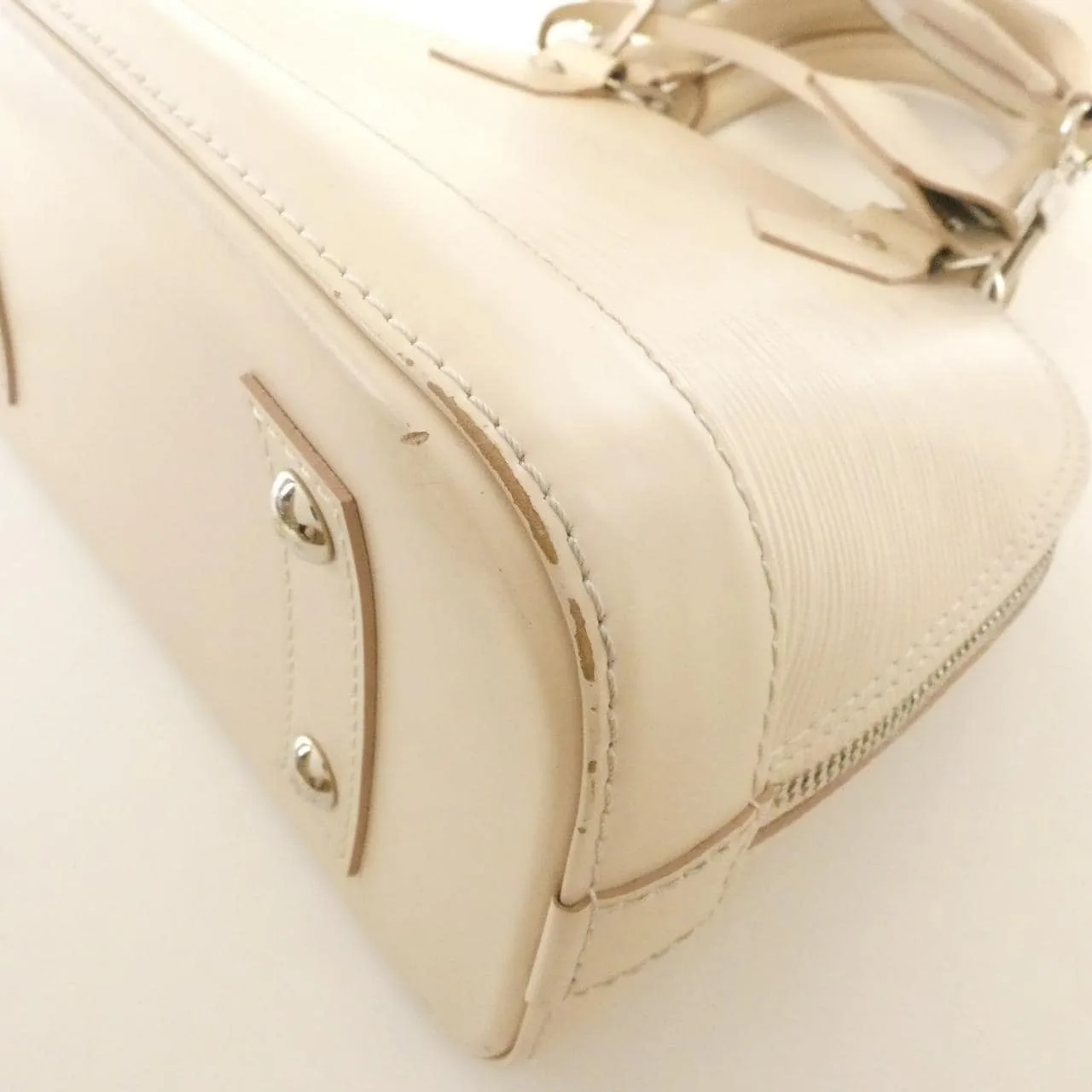 LOUIS VUITTON Alma M58706 Handbag Epi 3