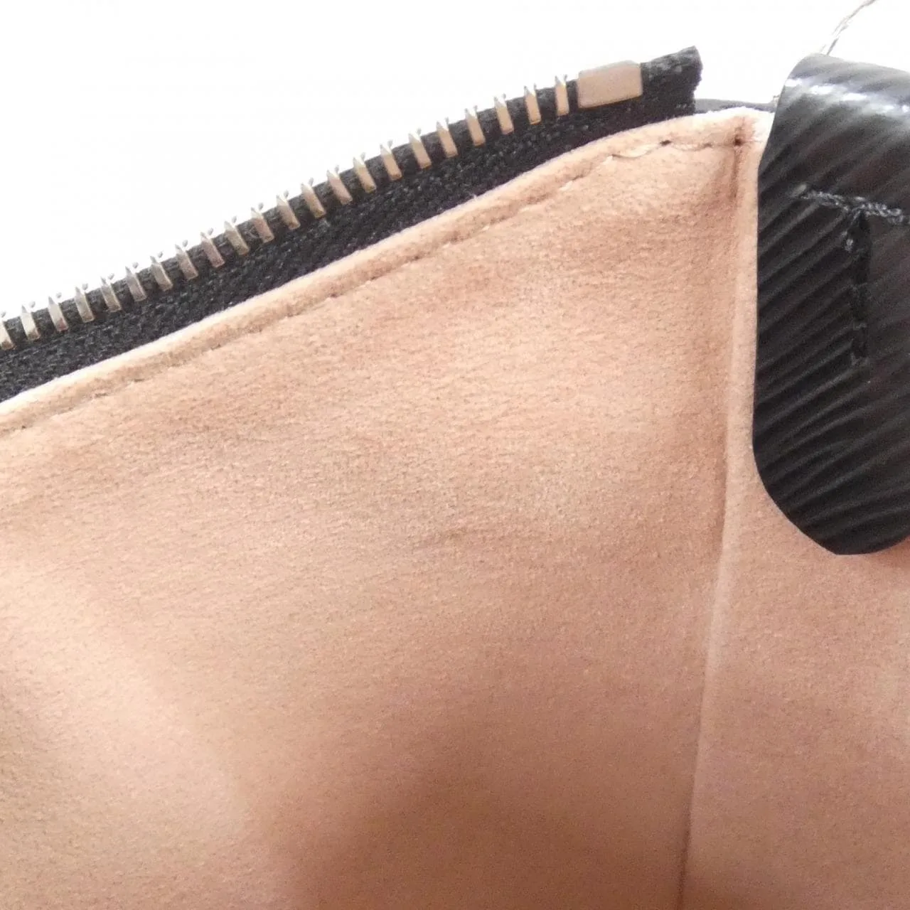 LOUIS VUITTON M80689 Shoulder Epi 黑色 Epi 中古品A - 縮圖 7