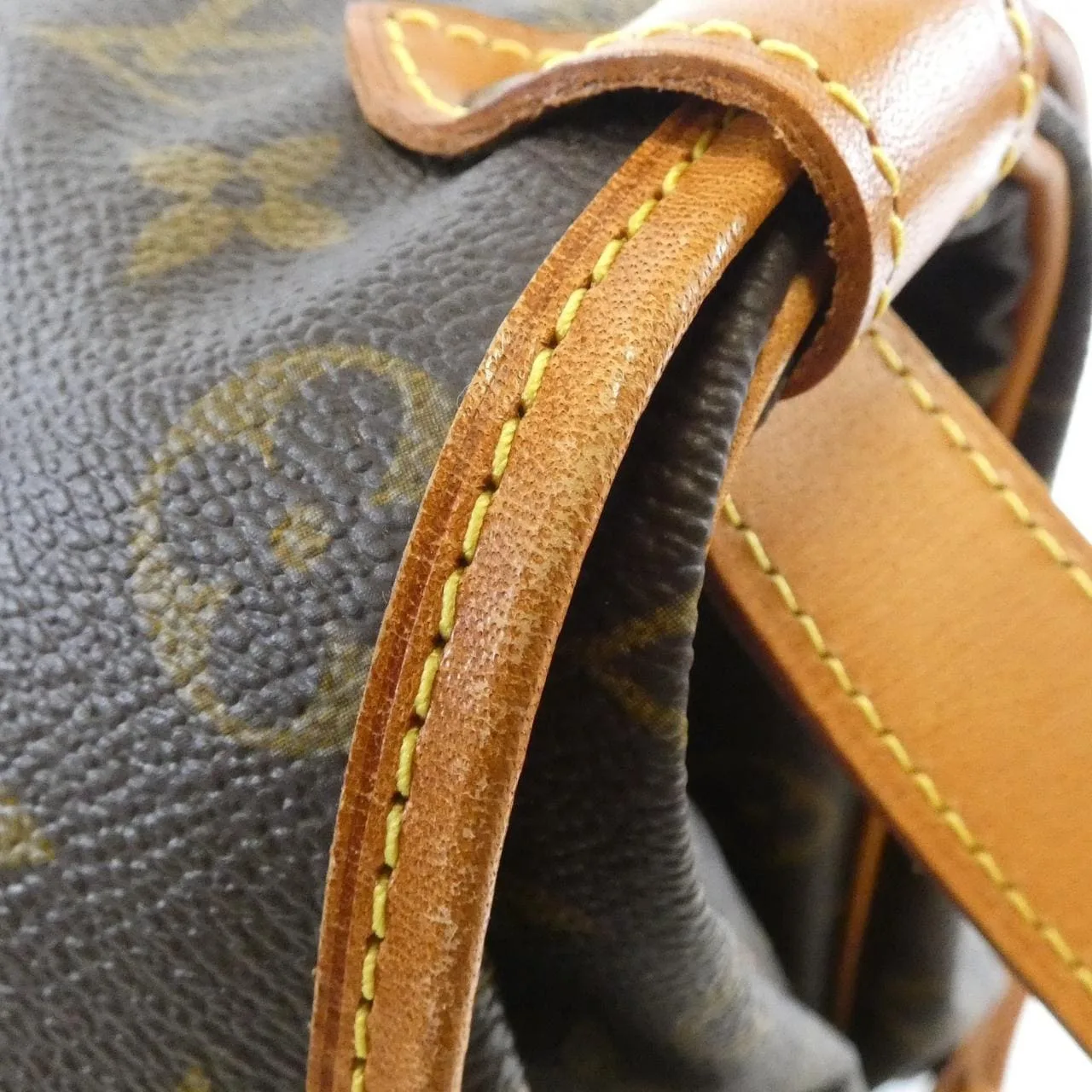 LOUIS VUITTON Saumur M42254 Shoulder Monogram 黑色 Monogram 中古品B - 縮圖 4