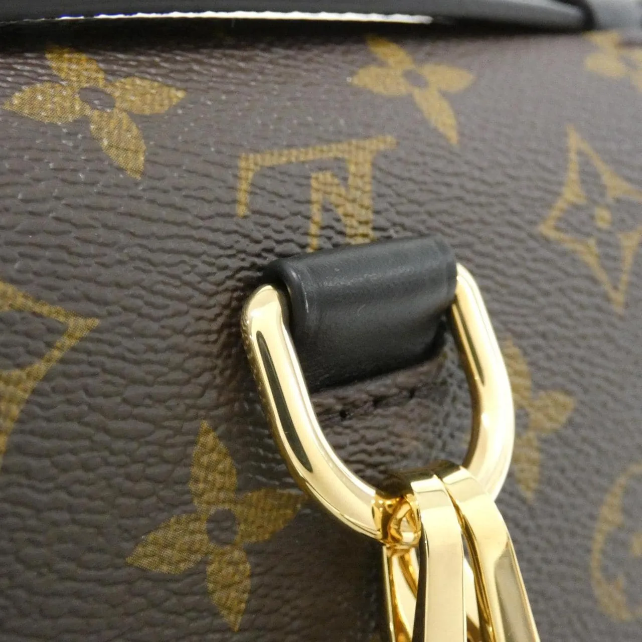 LOUIS VUITTON Pochette M11941 Backpack Monogram 4