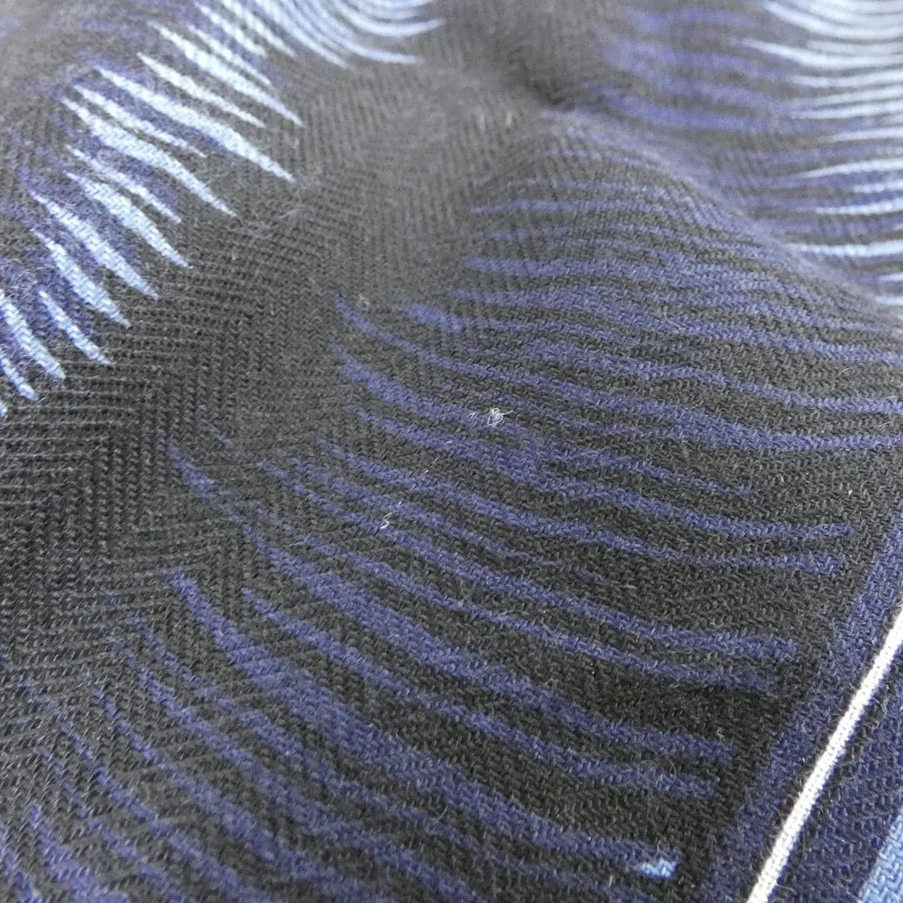 HERMES Scarf Black Rank A - Thumbnail 4