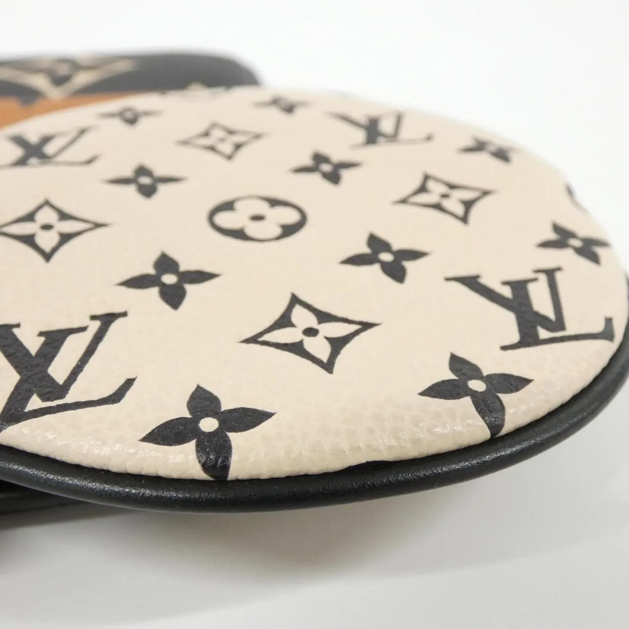 LOUIS VUITTON Pochette M69516 Pouch Black Rank A - Thumbnail 4