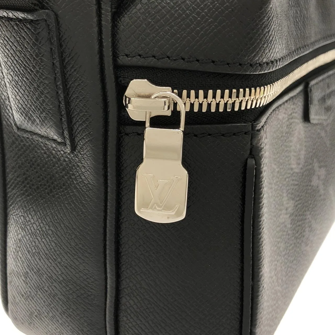 LOUIS VUITTON M30233 Shoulder Canvas 5
