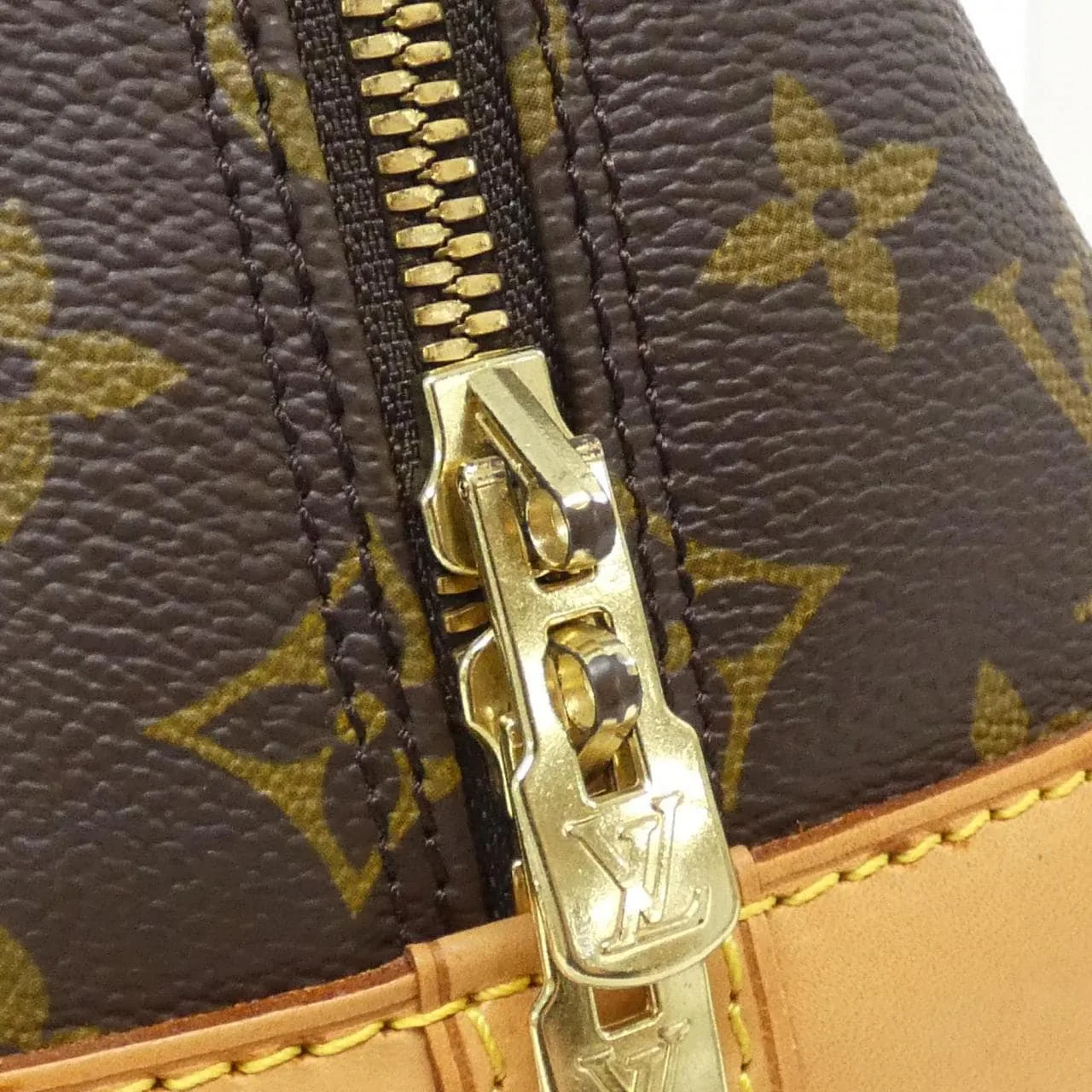LOUIS VUITTON Alma M51130 Handbag Monogram 3