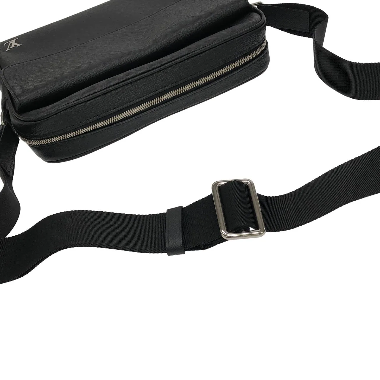 LOUIS VUITTON M30260 Shoulder 黑色 中古品A - 縮圖 5