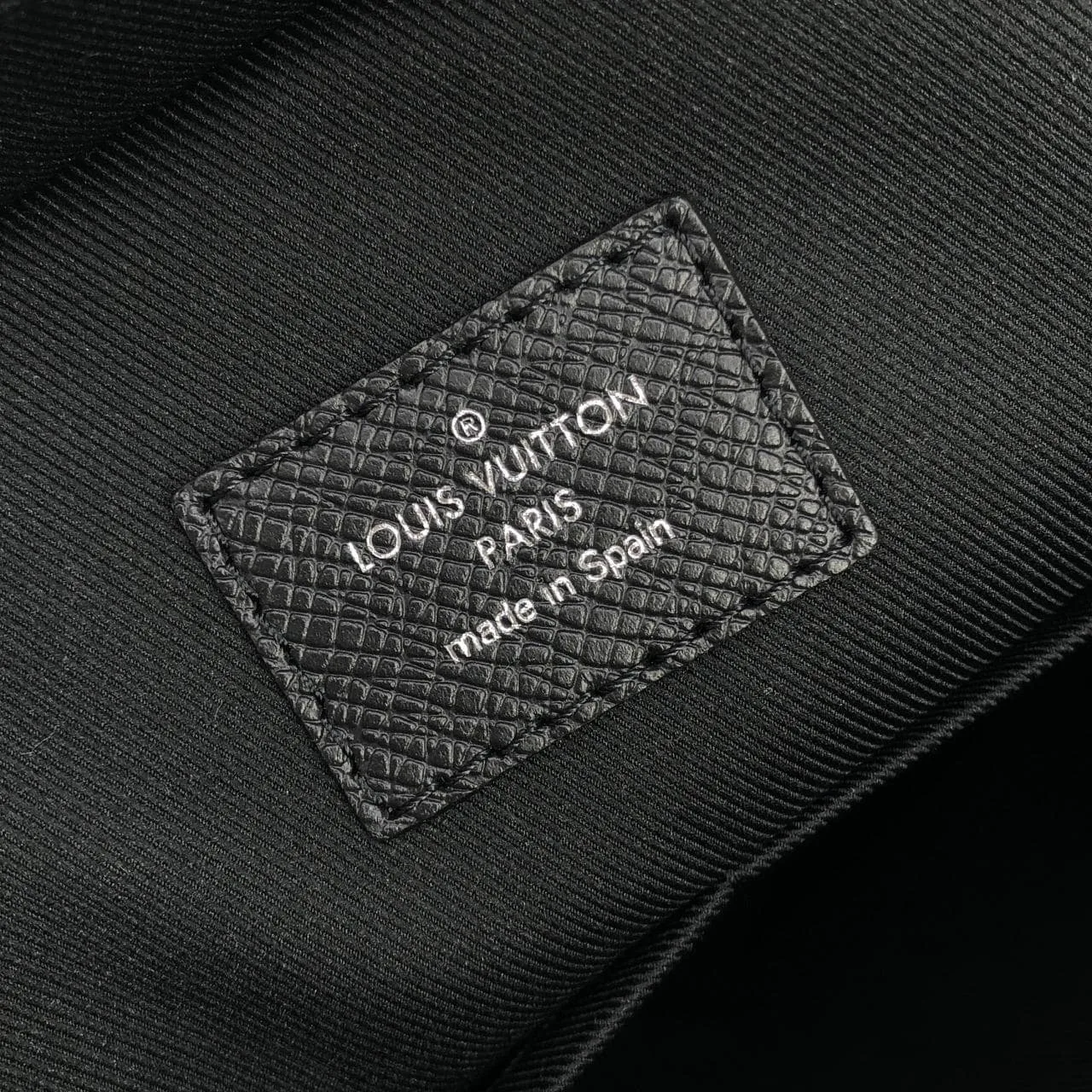 LOUIS VUITTON M30260 Shoulder 黑色 中古品A - 縮圖 7