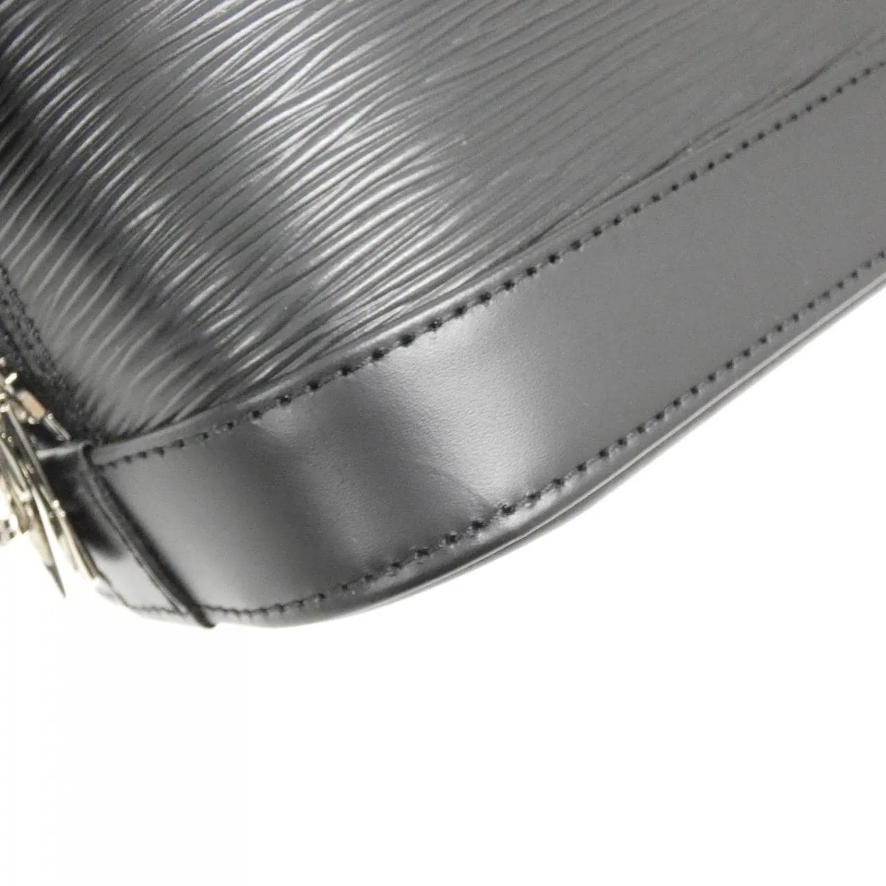 LOUIS VUITTON Alma M24645 Handbag Epi 4