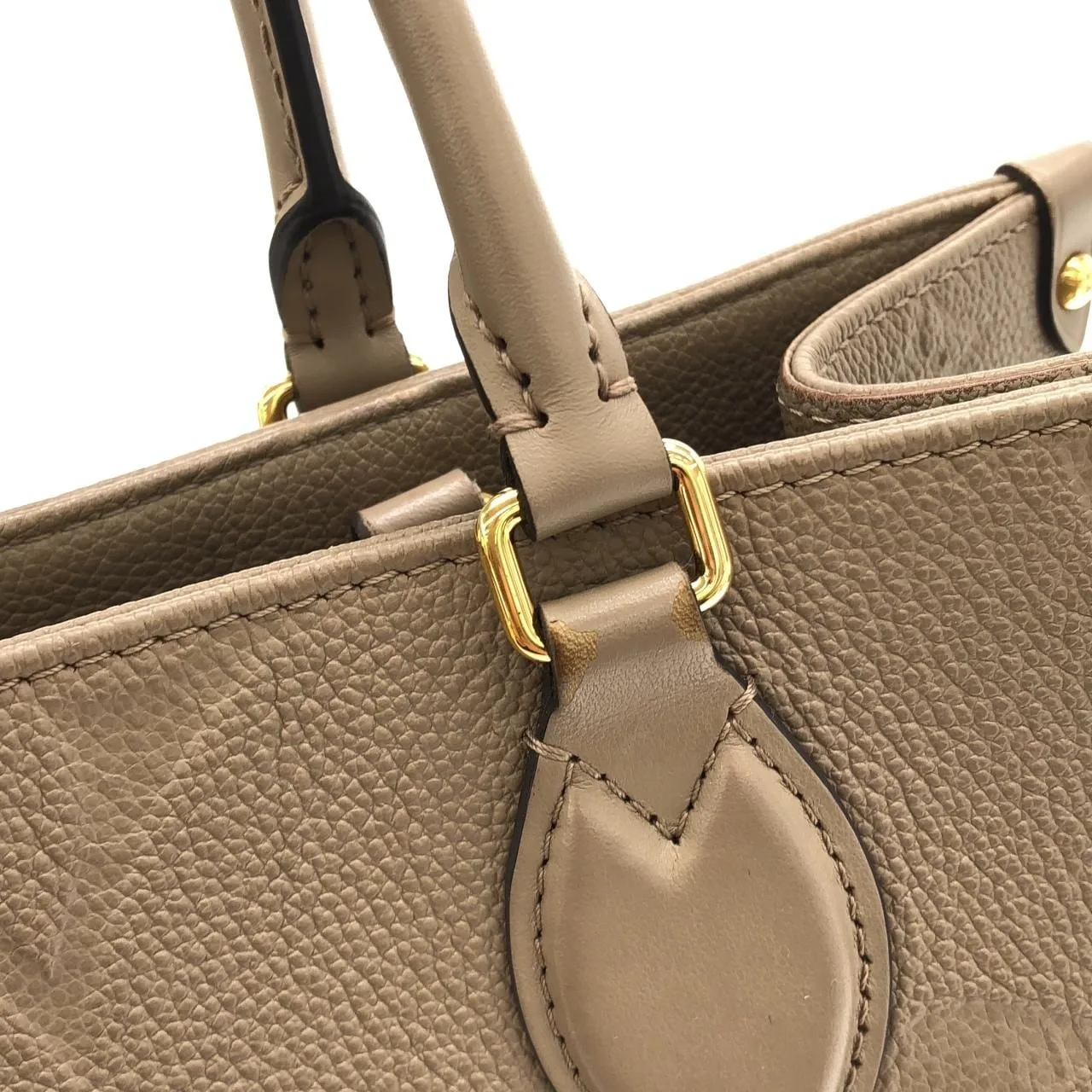 LOUIS VUITTON OnTheGo M45607 Handbag Monogram 黑色 Monogram 中古品B - 縮圖 4