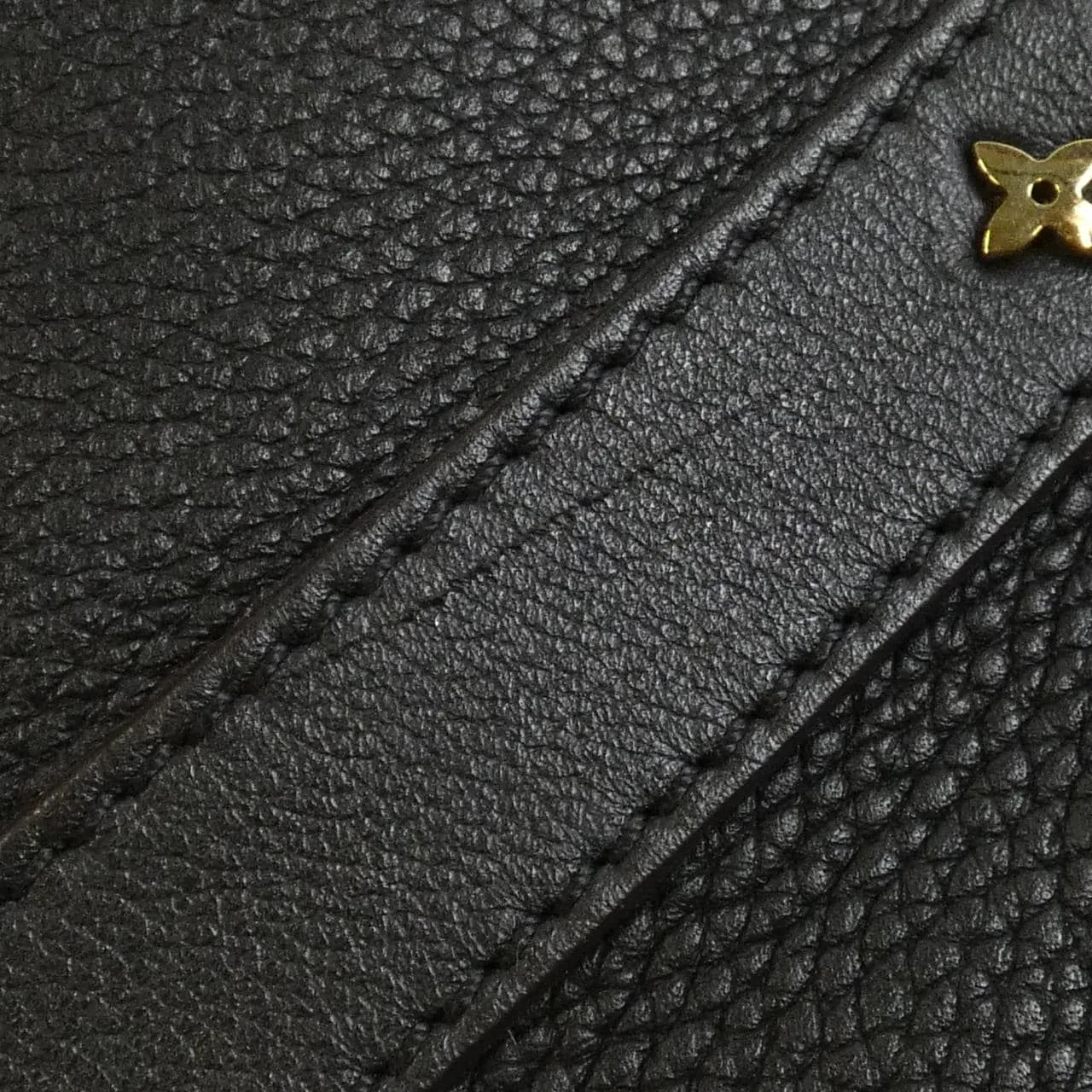 LOUIS VUITTON M57934 Handbag Black Rank B - Thumbnail 4