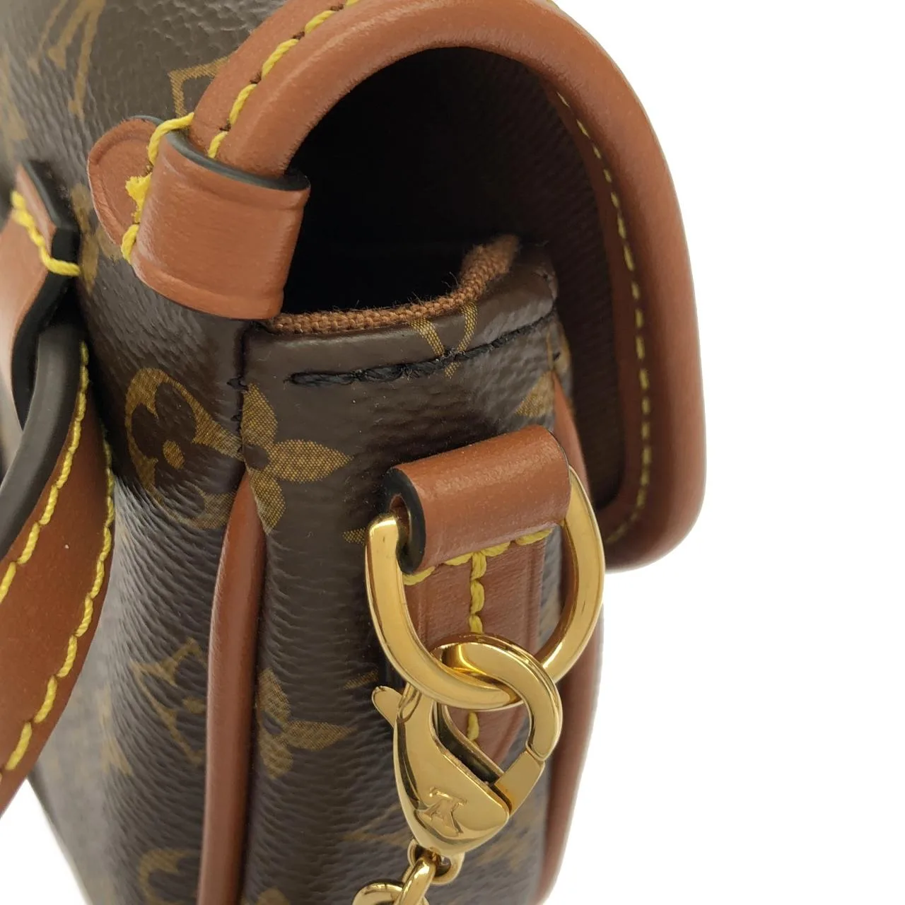 LOUIS VUITTON M27096 肩背包 Monogram 4