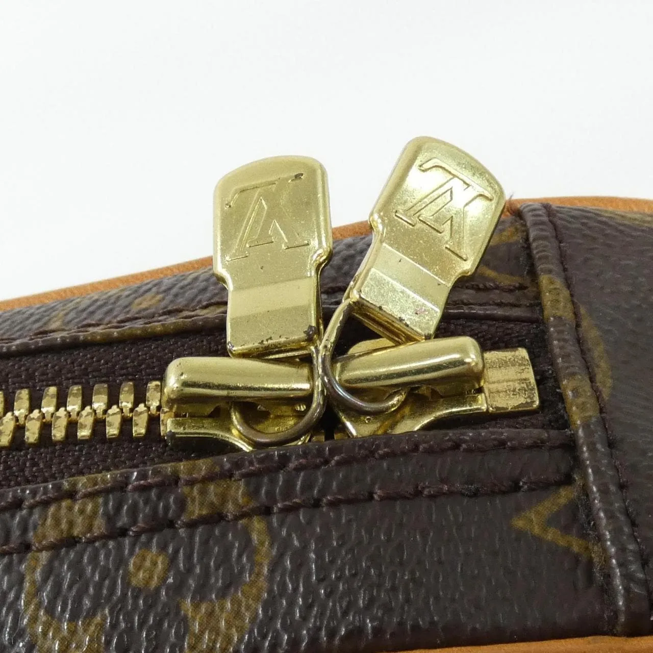 LOUIS VUITTON Pochette M51870 Shoulder Monogram Black Monogram Rank A - Thumbnail 5