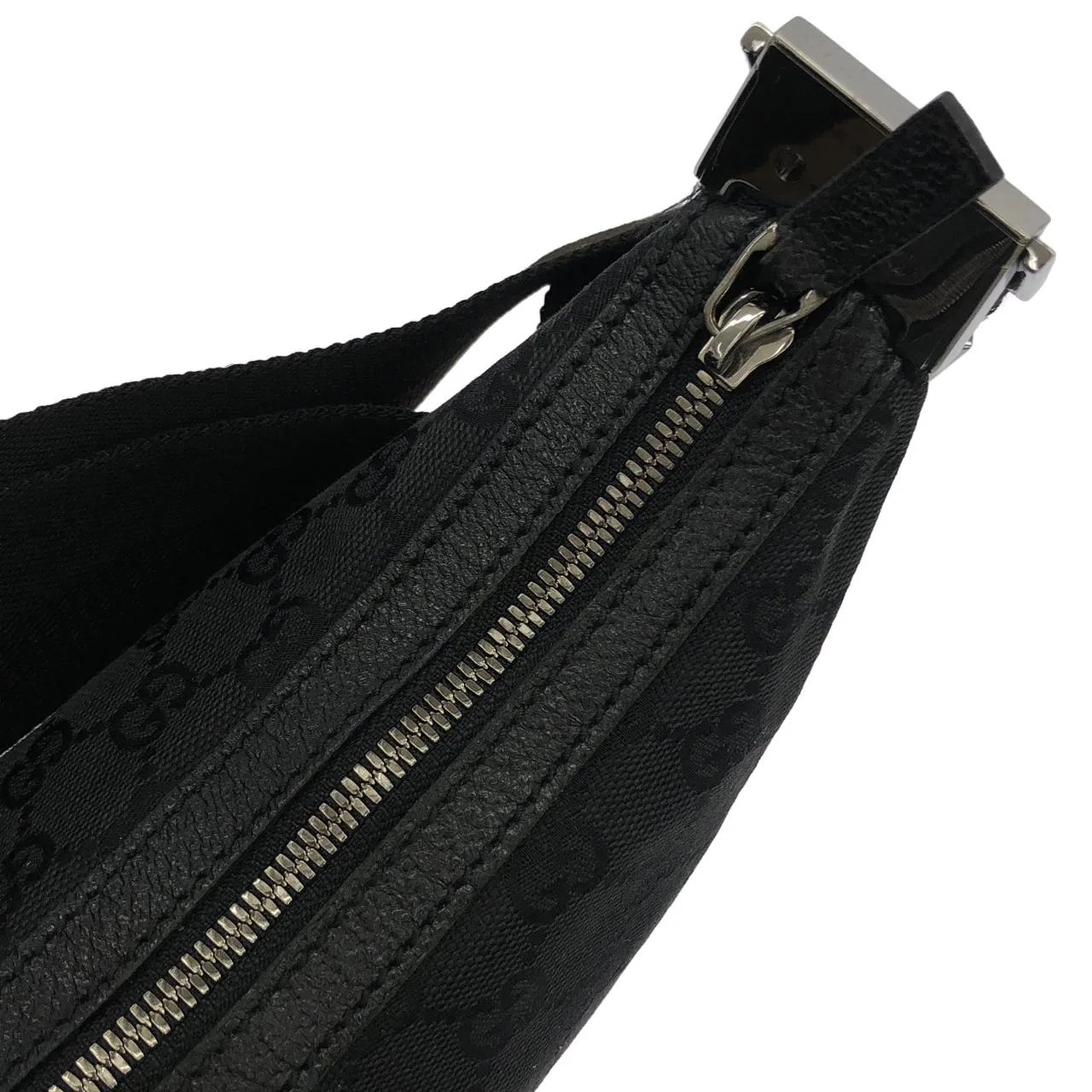GUCCI 122790 FTASR 肩背包 帆布 黑色 帆布 中古品A - 縮圖 4
